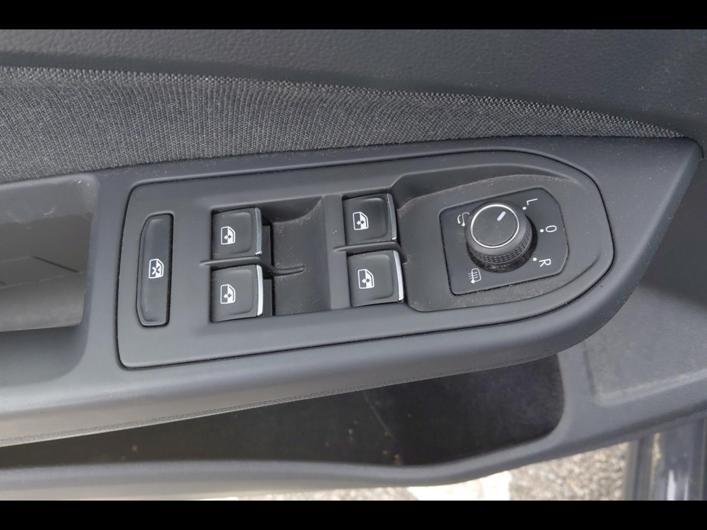 Image VOLKSWAGEN Golf 1.0 eTSI OPF 110ch Life Plus DSG7