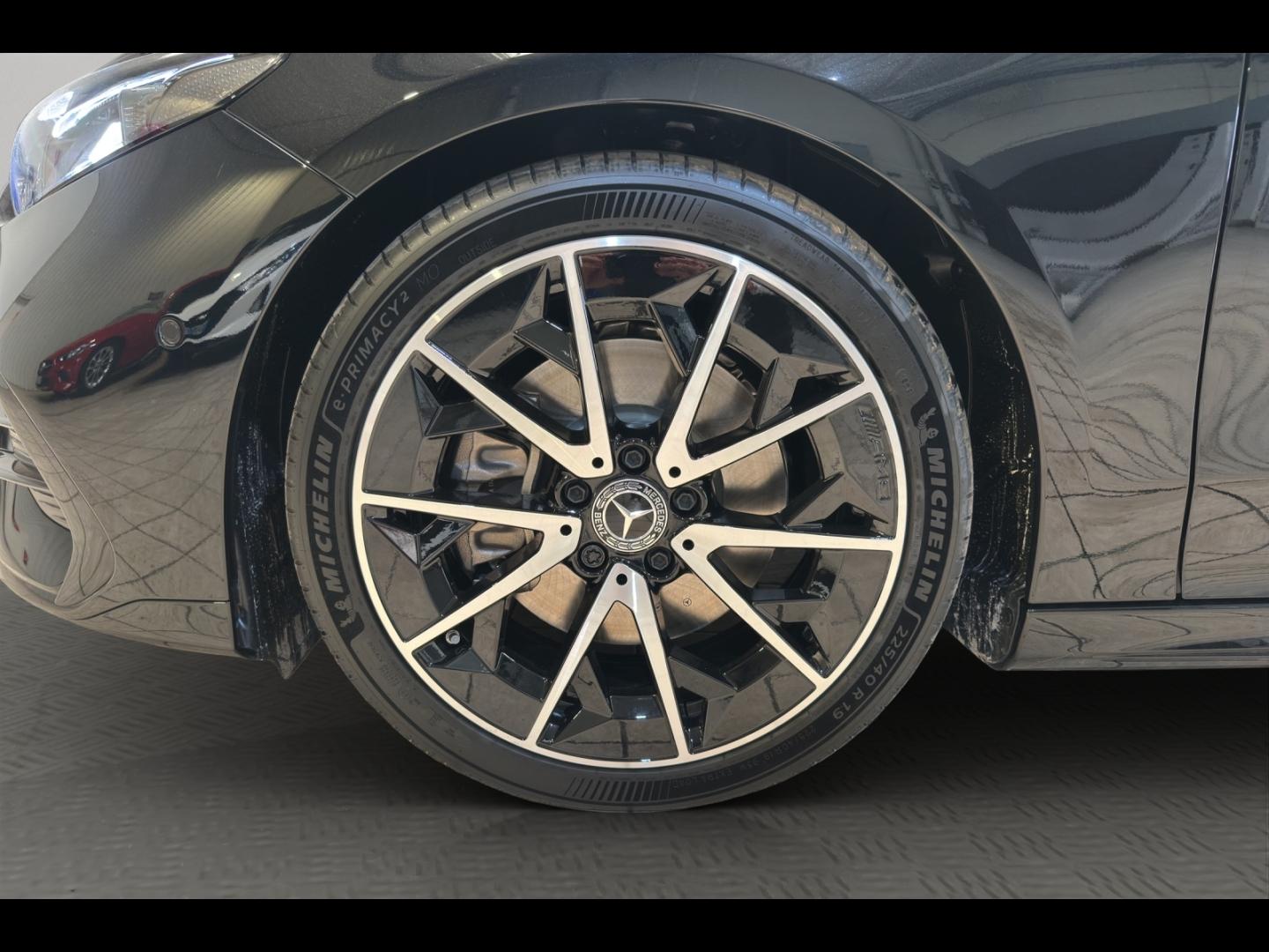 Image MERCEDES-BENZ CLA Shooting Brake 200 163+30ch AMG Line 8G-eDCT