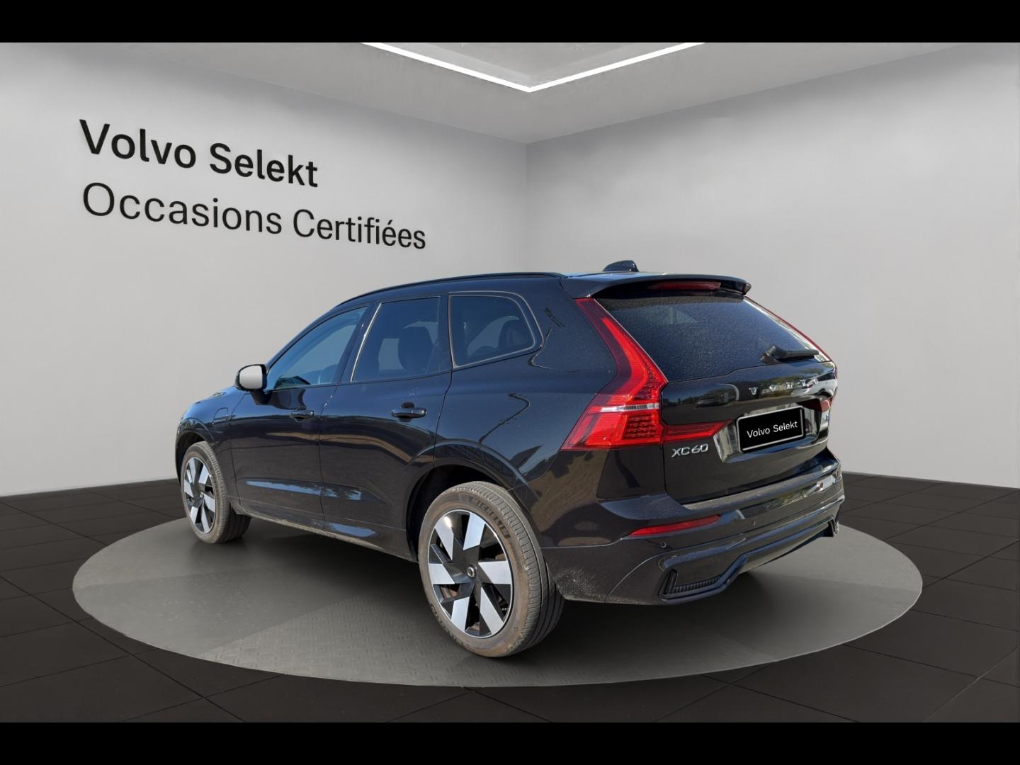 Image VOLVO XC60 T6 Hybride Rechargeable 253 + 145ch Ultra Style Dark Geartronic 8 AWD