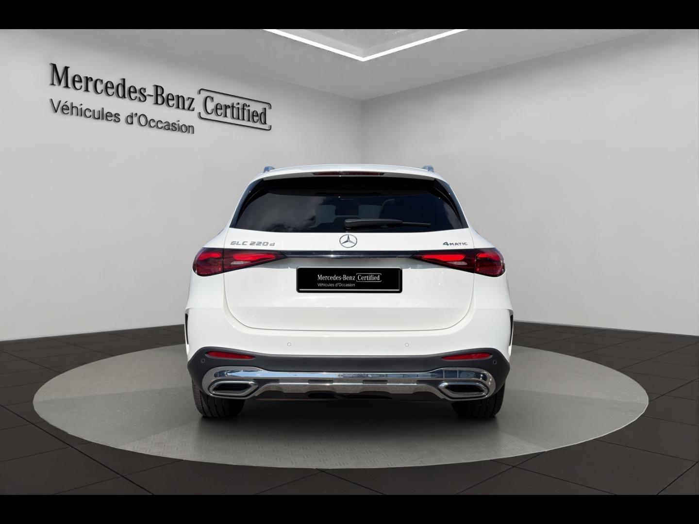 Image MERCEDES-BENZ GLC 220 d 197ch AMG Line 4Matic 9G-Tronic