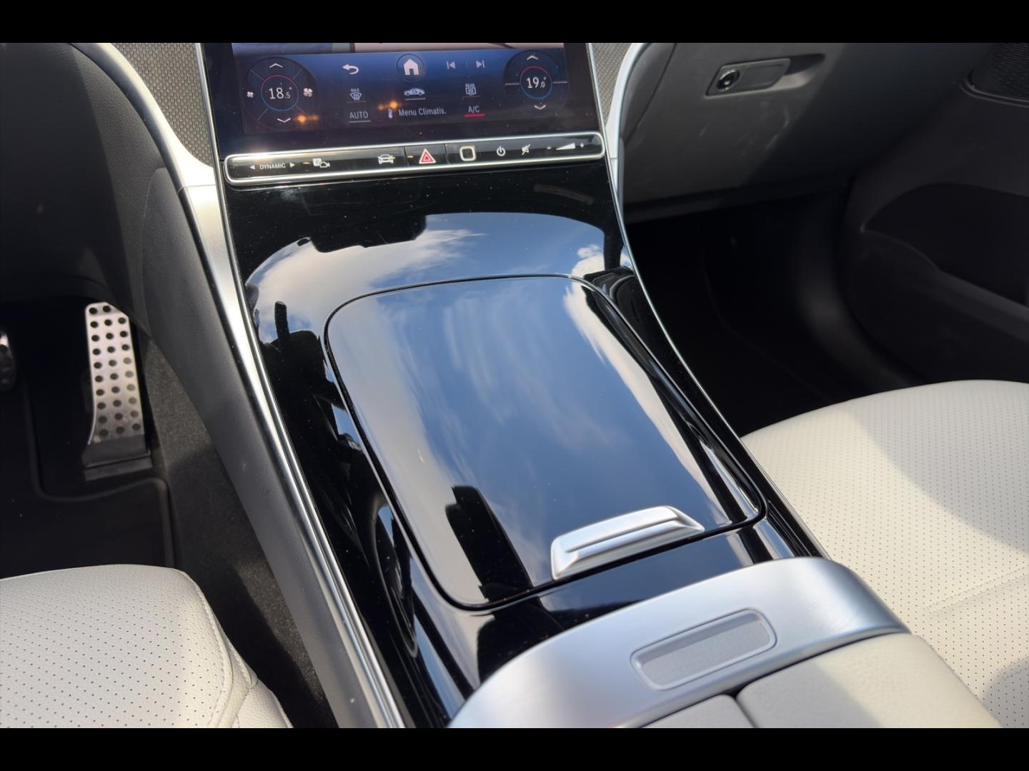 Image MERCEDES-BENZ GLC 220 d 197ch AMG Line 4Matic 9G-Tronic