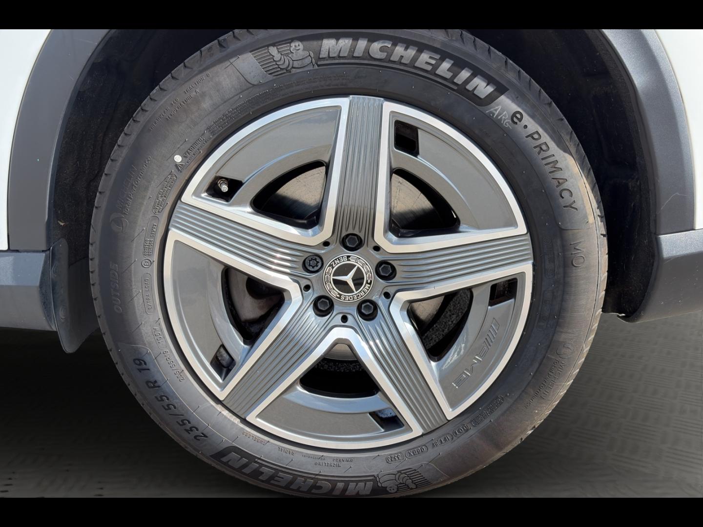 Image MERCEDES-BENZ GLC 220 d 197ch AMG Line 4Matic 9G-Tronic