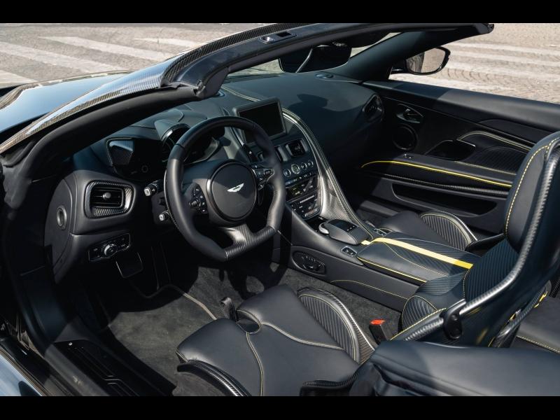 Image ASTON MARTIN DBS Volante V12 5.2 770ch BVA8 DBS ULTIMATE VOLANTE
