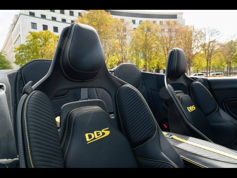 Image ASTON MARTIN DBS Volante V12 5.2 770ch BVA8 DBS ULTIMATE VOLANTE