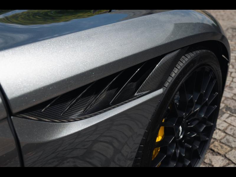 Image ASTON MARTIN DBS Volante V12 5.2 770ch BVA8 DBS ULTIMATE VOLANTE