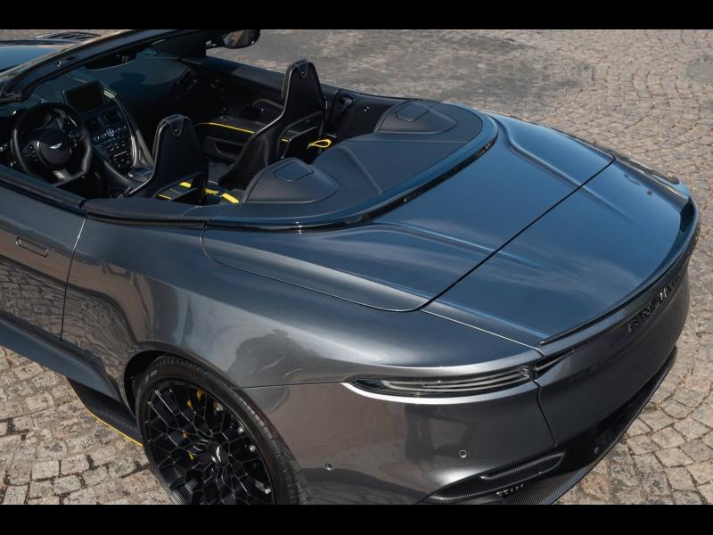 Image ASTON MARTIN DBS Volante V12 5.2 770ch BVA8 DBS ULTIMATE VOLANTE