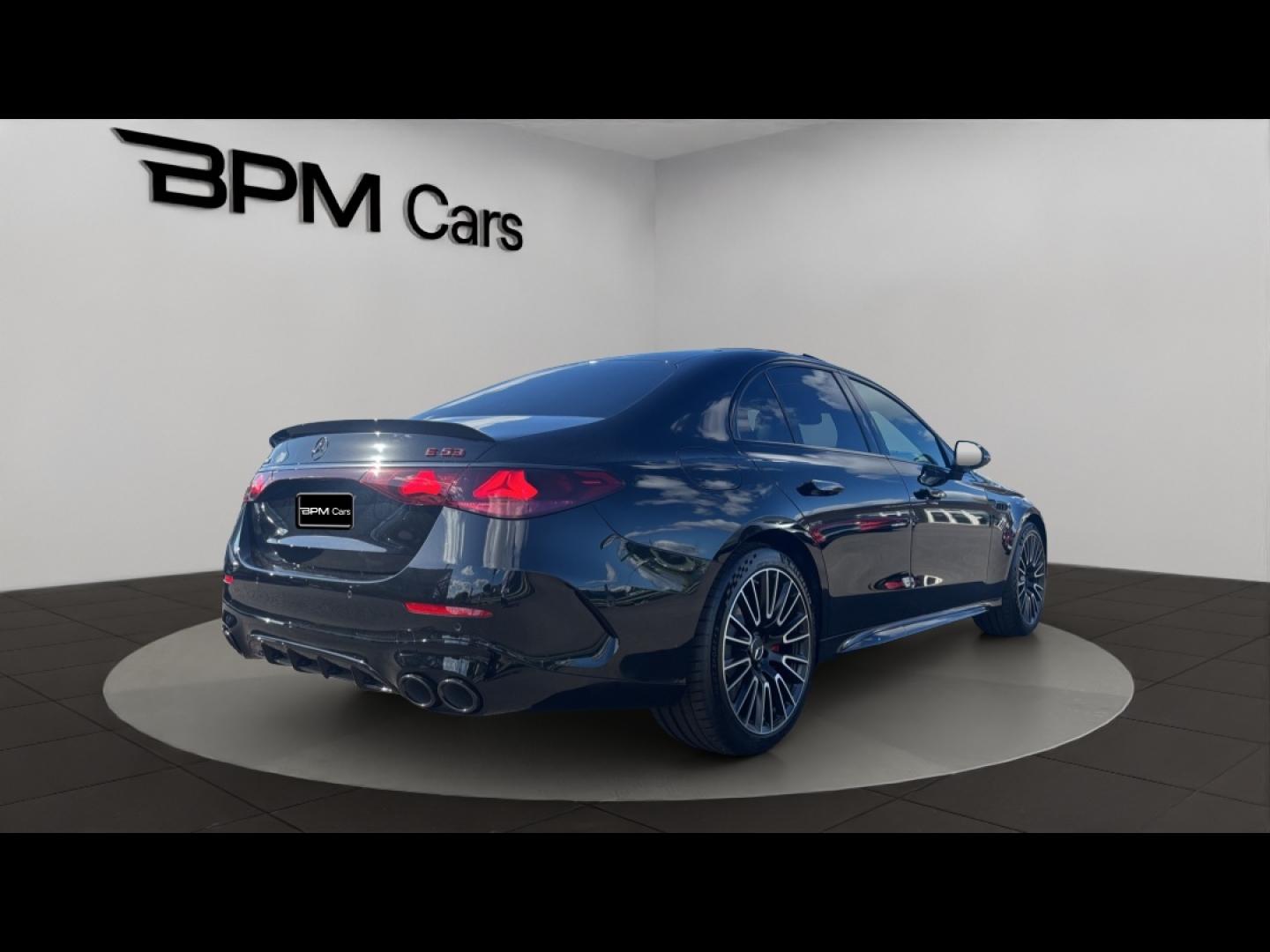 Image MERCEDES-BENZ Classe E Break 53 AMG 449ch+163ch Hybrid 4Matic+ TCT 9G