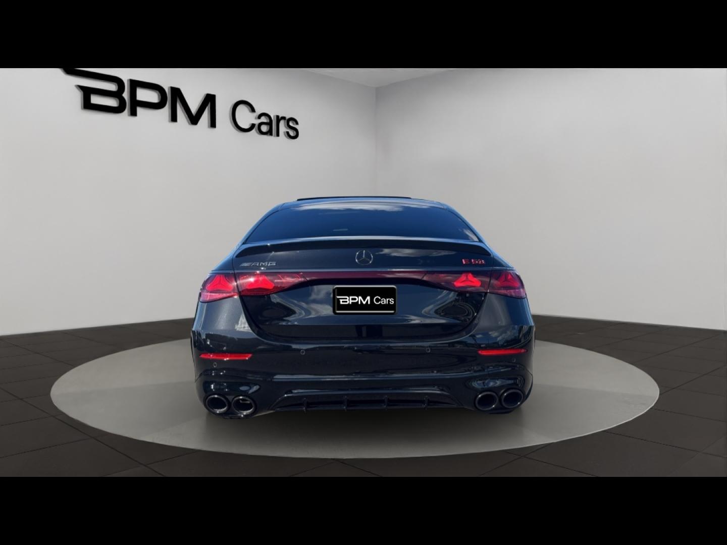 Image MERCEDES-BENZ Classe E Break 53 AMG 449ch+163ch Hybrid 4Matic+ TCT 9G