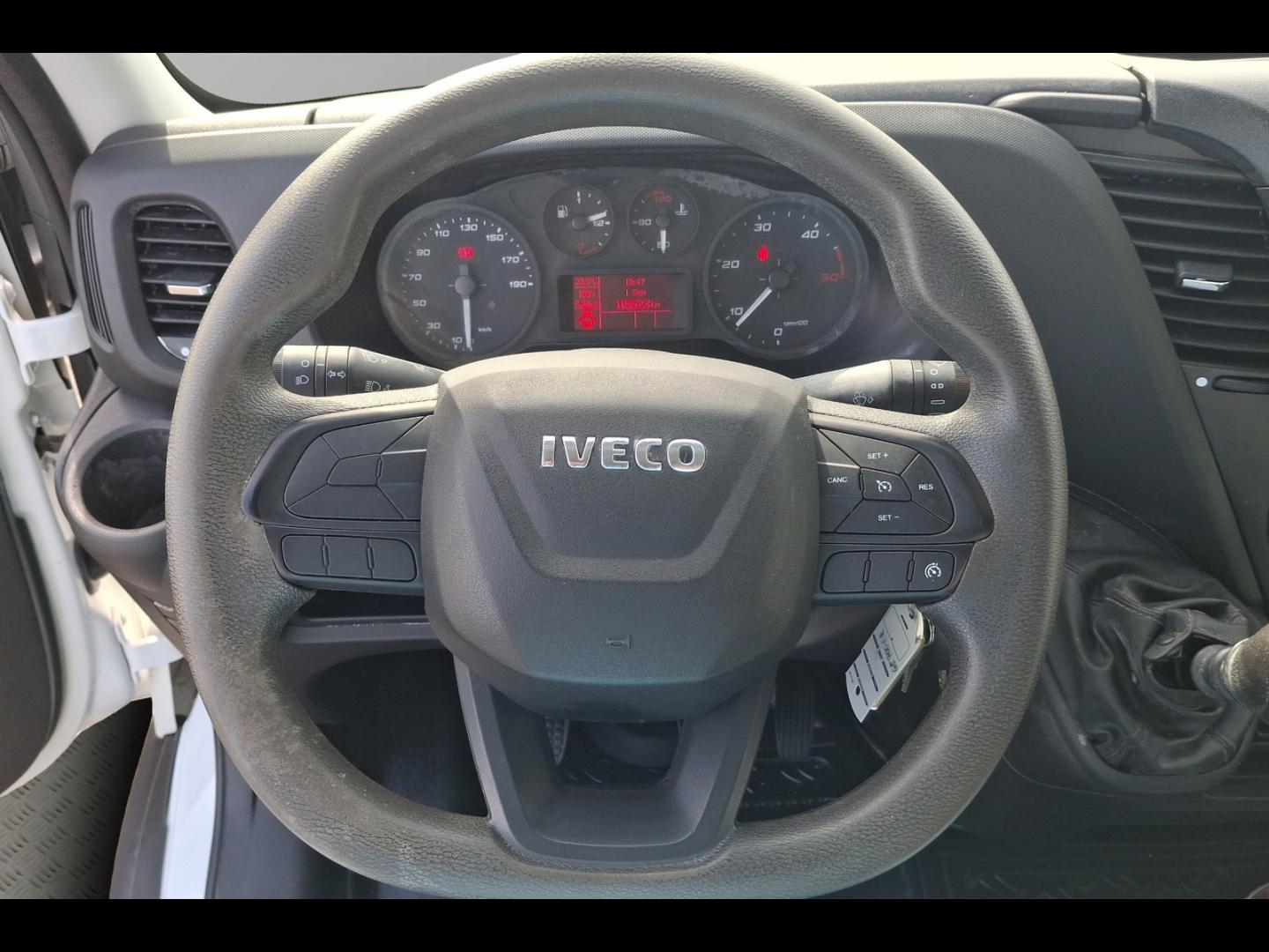 Image IVECO Daily CCb 35C14 Empattement 3750 Tor benne et coffre