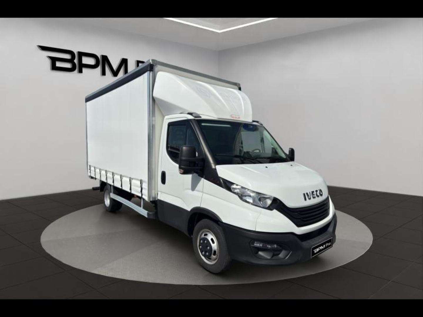 Image IVECO Daily CCb 35C16 / 3.0 160CH / CAISSE PLSC + HAYON / 2023