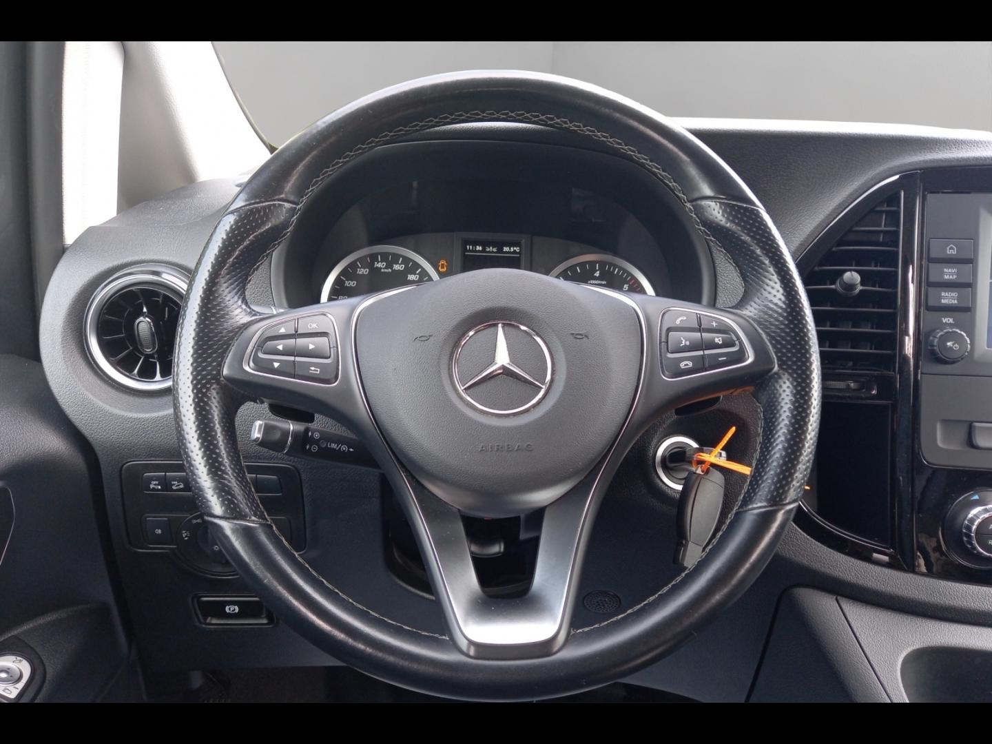 Image MERCEDES-BENZ Vito Fg 119 MIXTO Compact Select 4X4