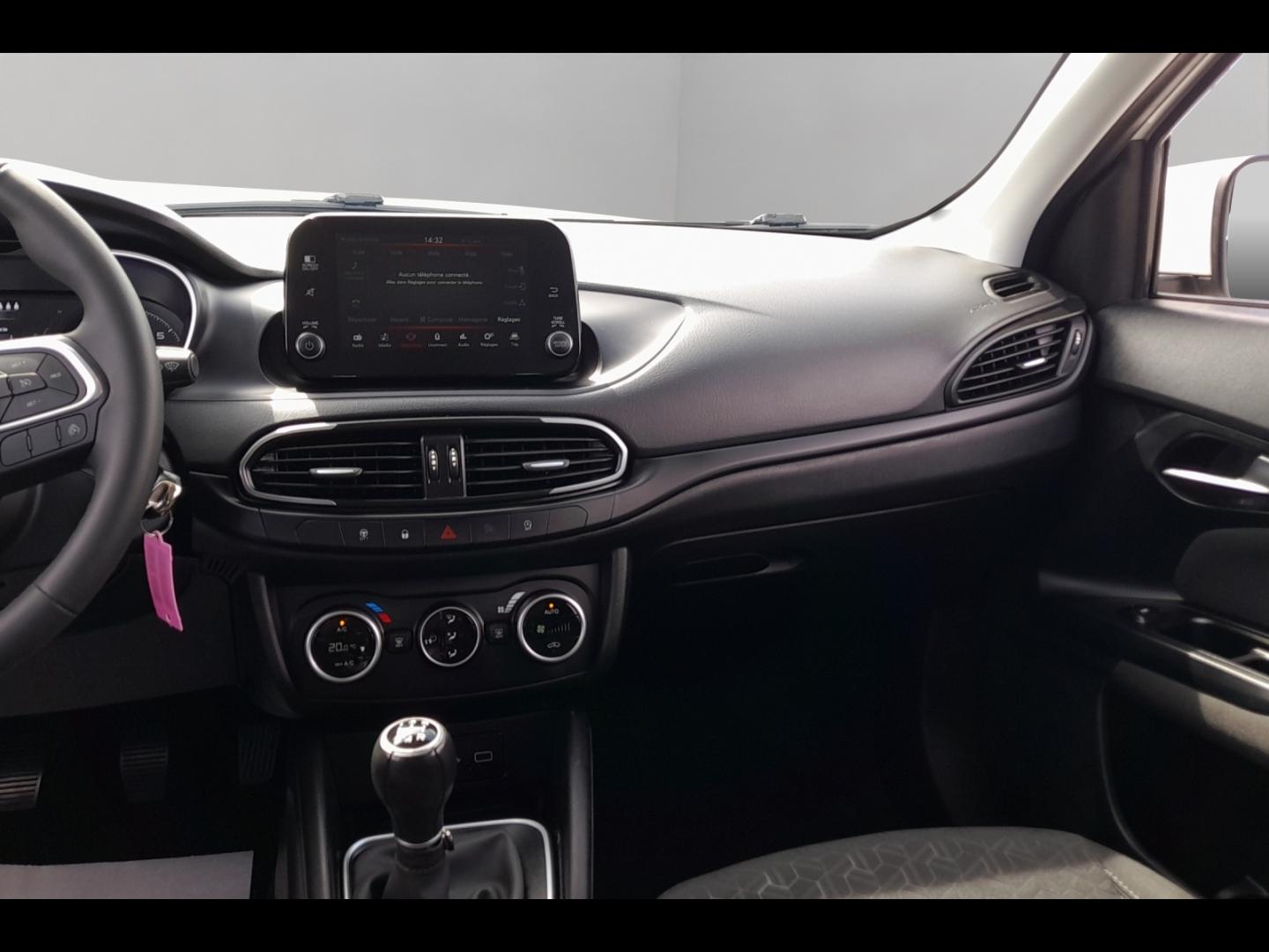 Image FIAT Tipo Cross 1.0 FireFly Turbo 100ch S/S Cross
