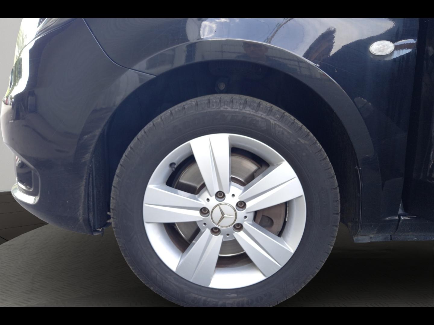 Image MERCEDES-BENZ Vito Fg 119 CDI Compact 4x4 Pro 9G-Tronic