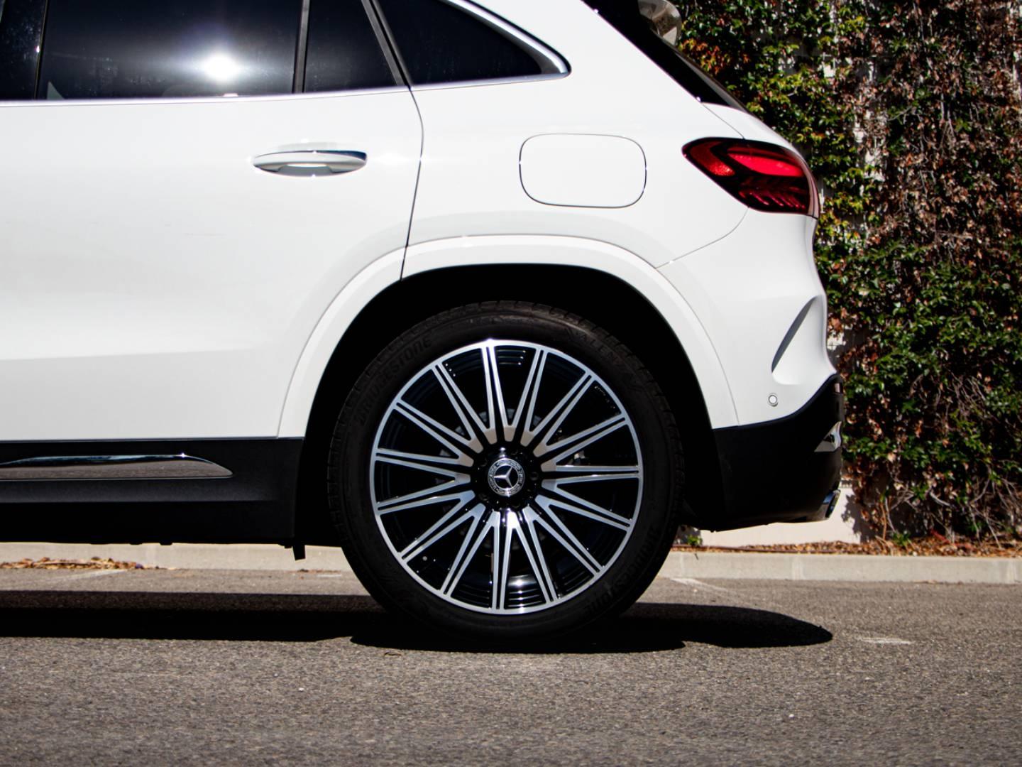 Image MERCEDES-BENZ GLA 200 d 150ch AMG Line 8G-DCT 4Matic