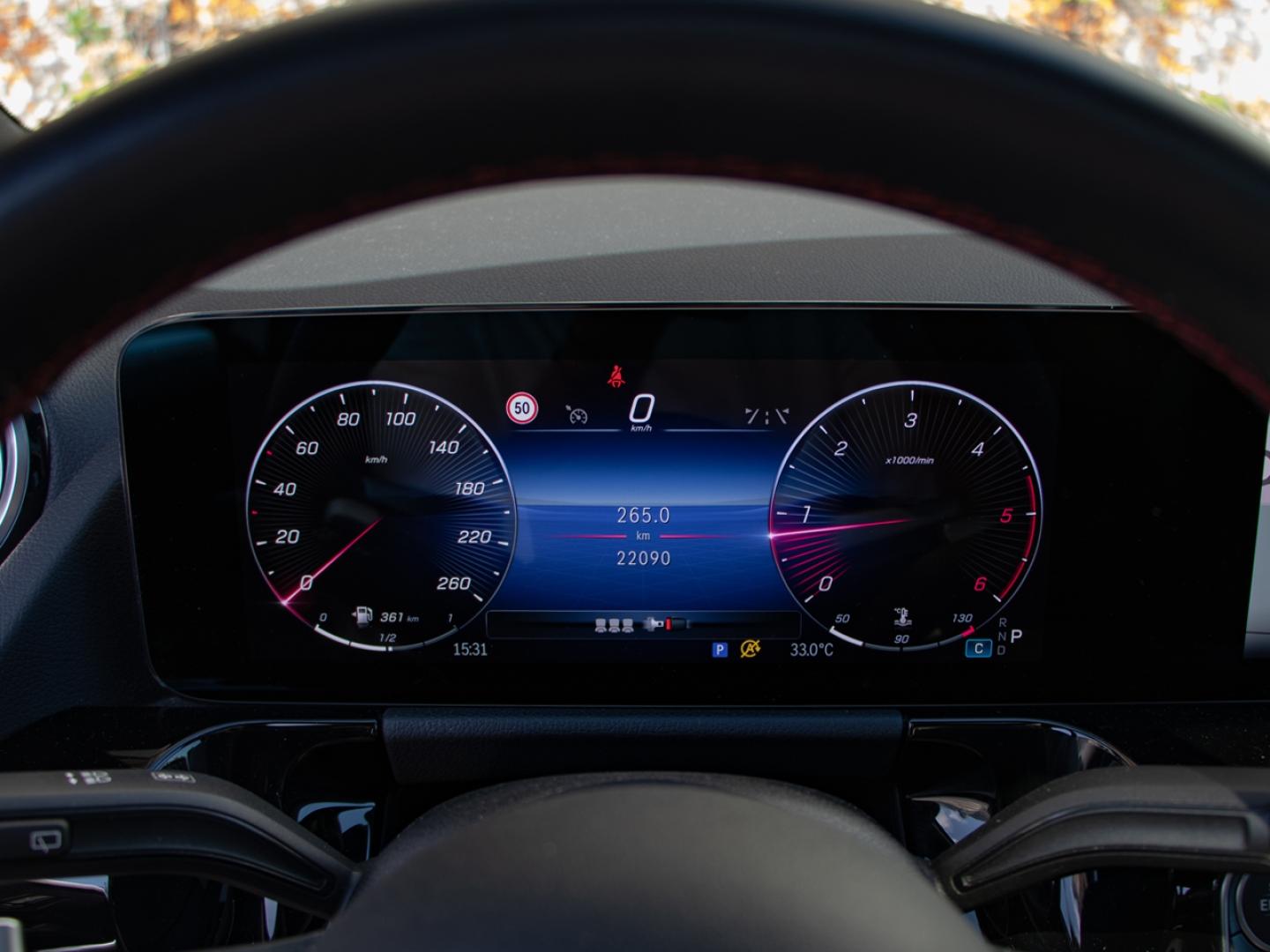 Image MERCEDES-BENZ GLA 200 d 150ch AMG Line 8G-DCT 4Matic