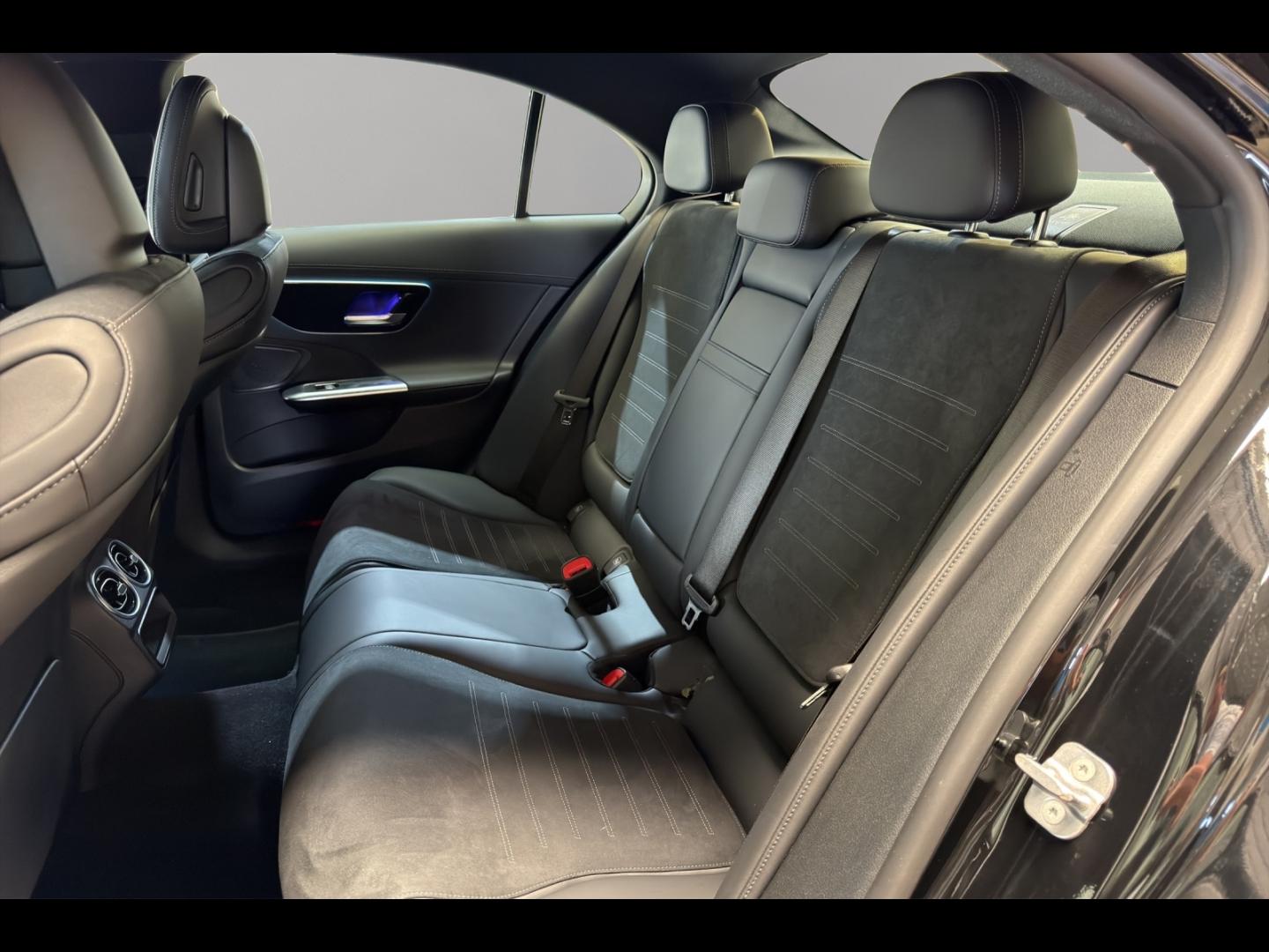 Image MERCEDES-BENZ Classe C 220 d 197ch AMG Line
