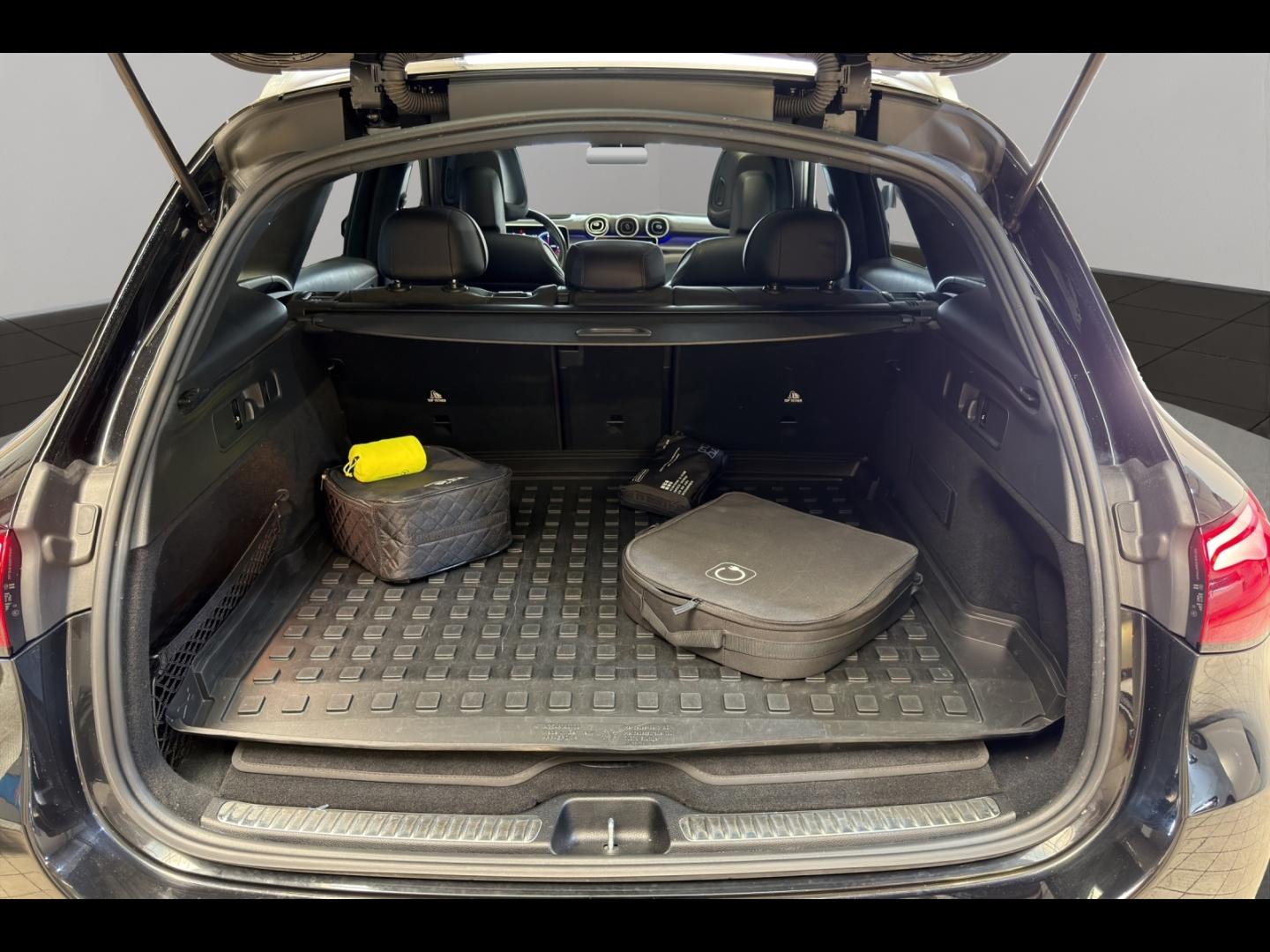 Image MERCEDES-BENZ GLC 300 e Hybrid 313ch AMG Line 4Matic 9G-Tronic