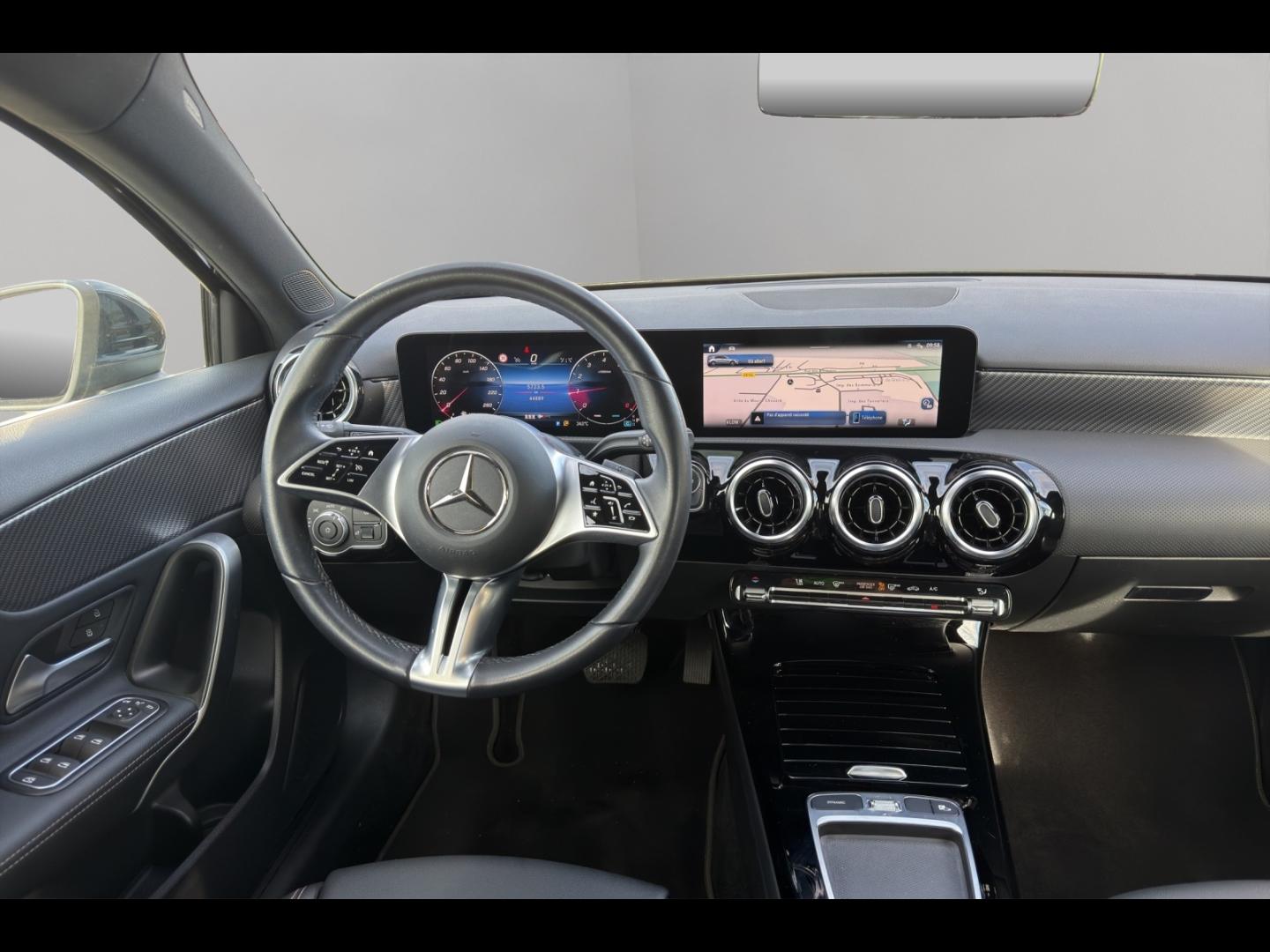 Image MERCEDES-BENZ Classe A 180 136ch Progressive Line 7G-DCT