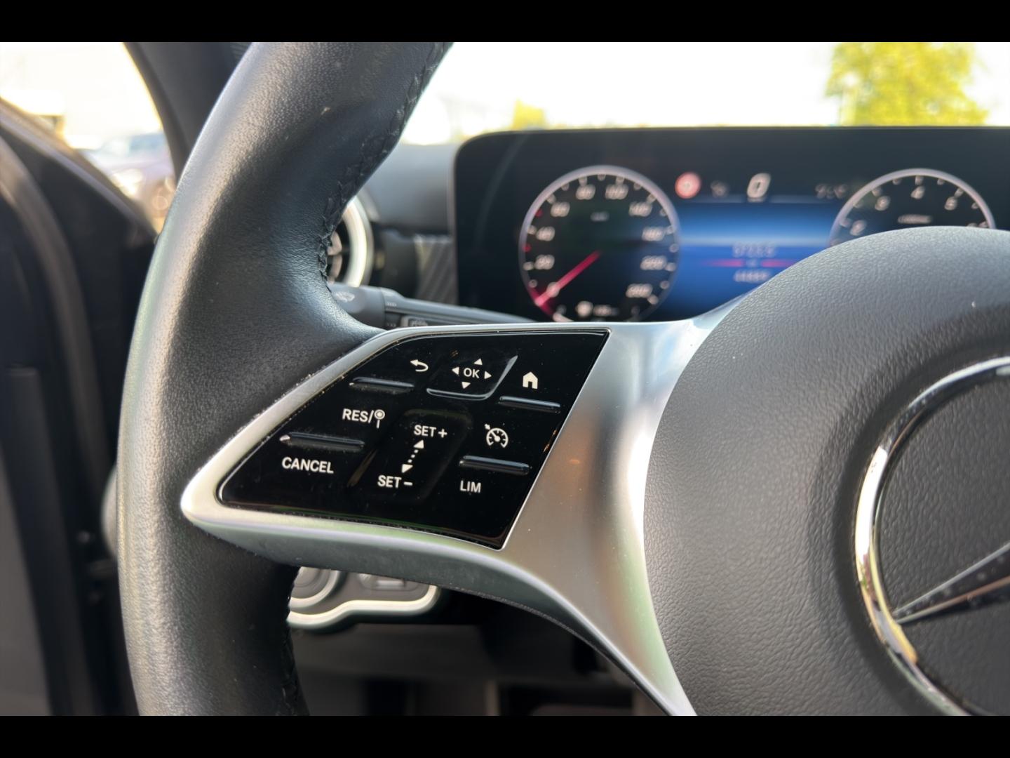 Image MERCEDES-BENZ Classe A 180 136ch Progressive Line 7G-DCT