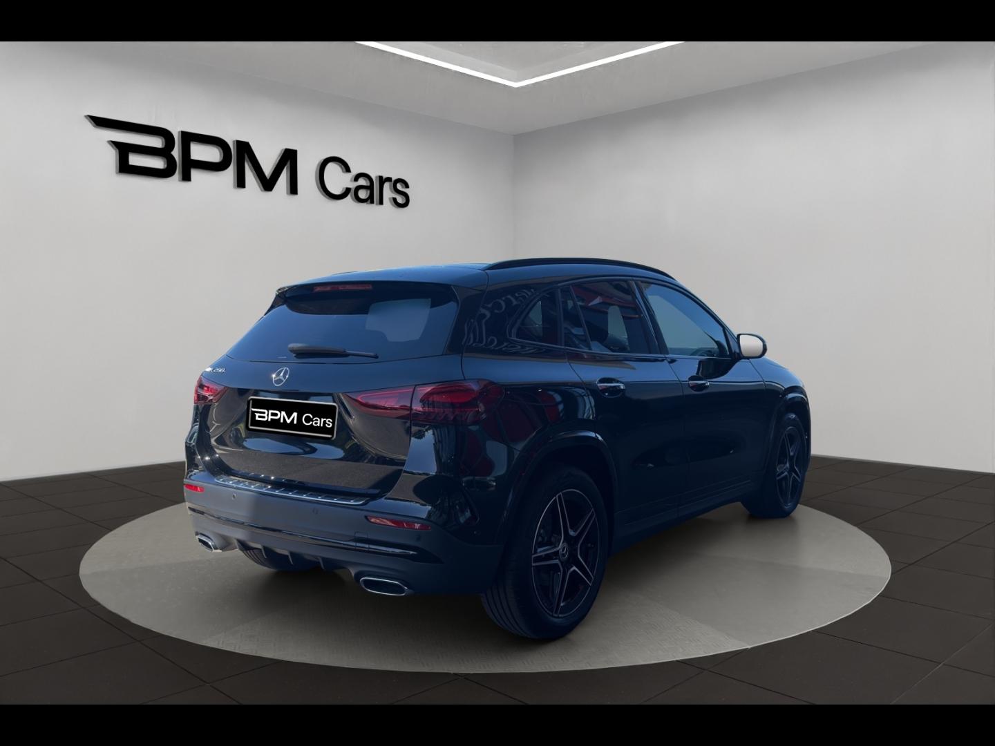 Image MERCEDES-BENZ GLA 200 163ch Edition 140 7G-DCT