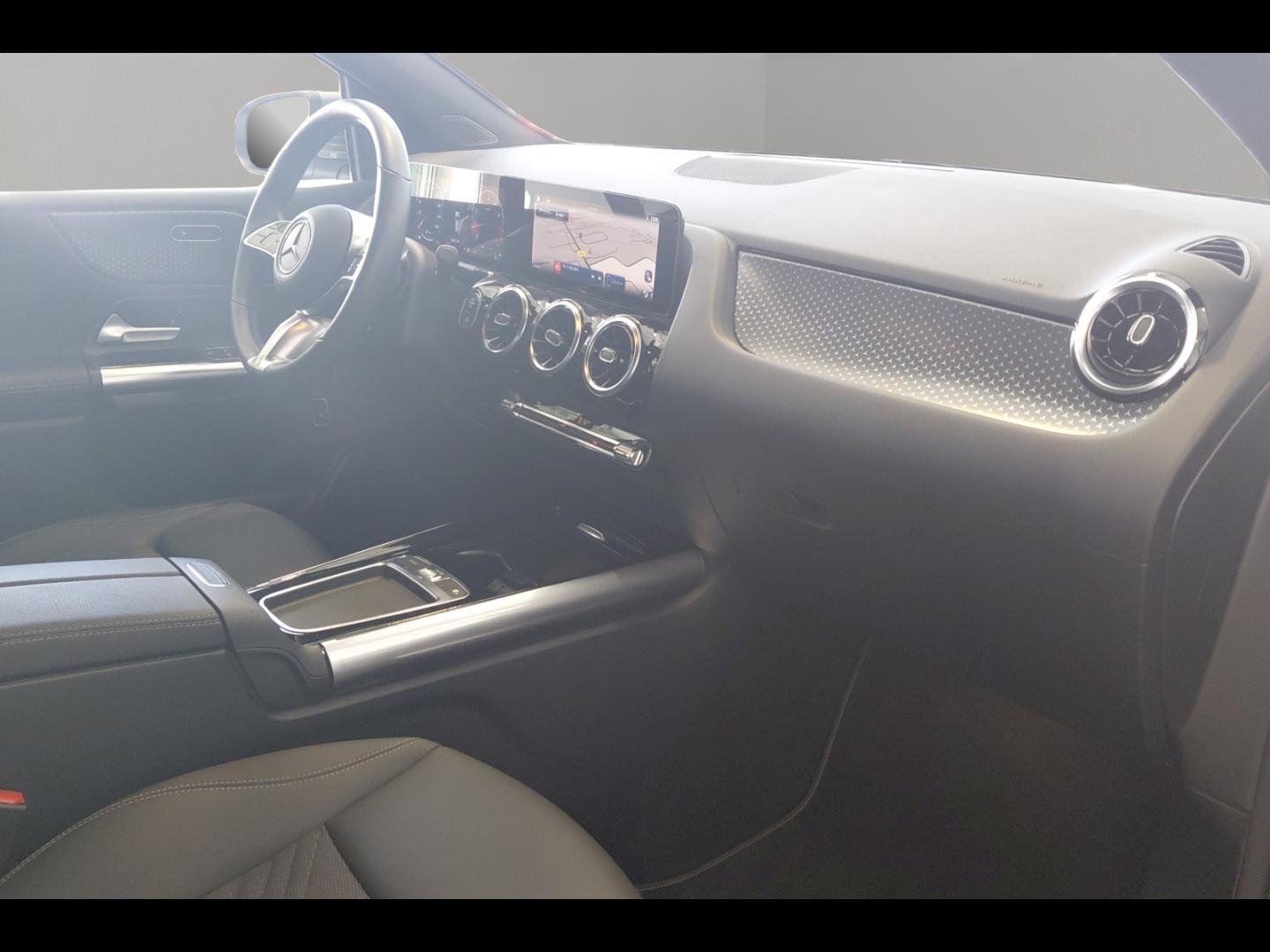 Image MERCEDES-BENZ Classe B 180 136ch Progressive Line 7G-DCT