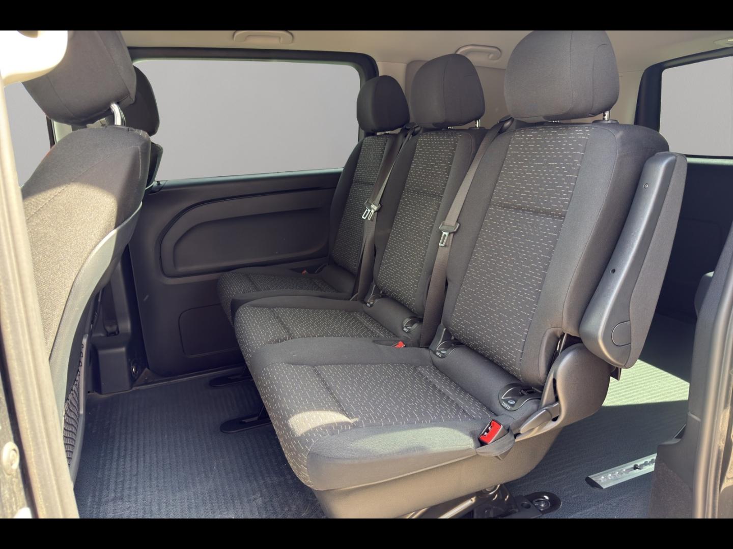 Image MERCEDES-BENZ Vito Fg 119 CDI Mixto Long 4x4 Select 9G-Tronic