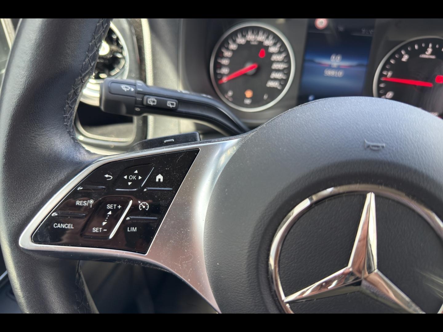 Image MERCEDES-BENZ Vito Fg 119 CDI Mixto Long 4x4 Select 9G-Tronic