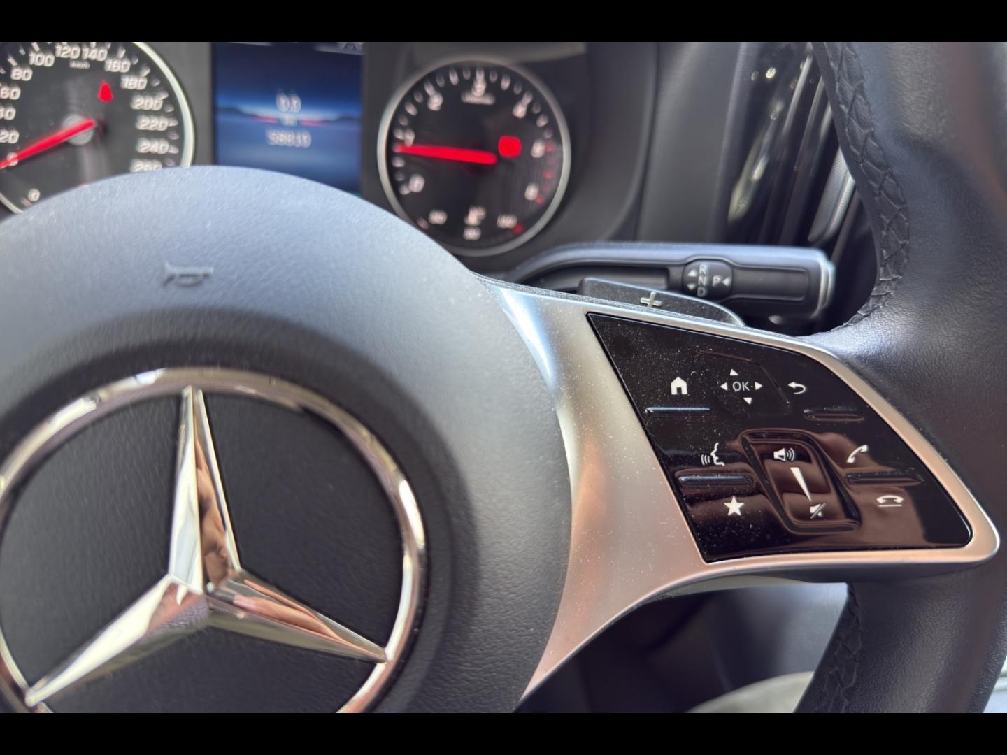 Image MERCEDES-BENZ Vito Fg 119 CDI Mixto Long 4x4 Select 9G-Tronic