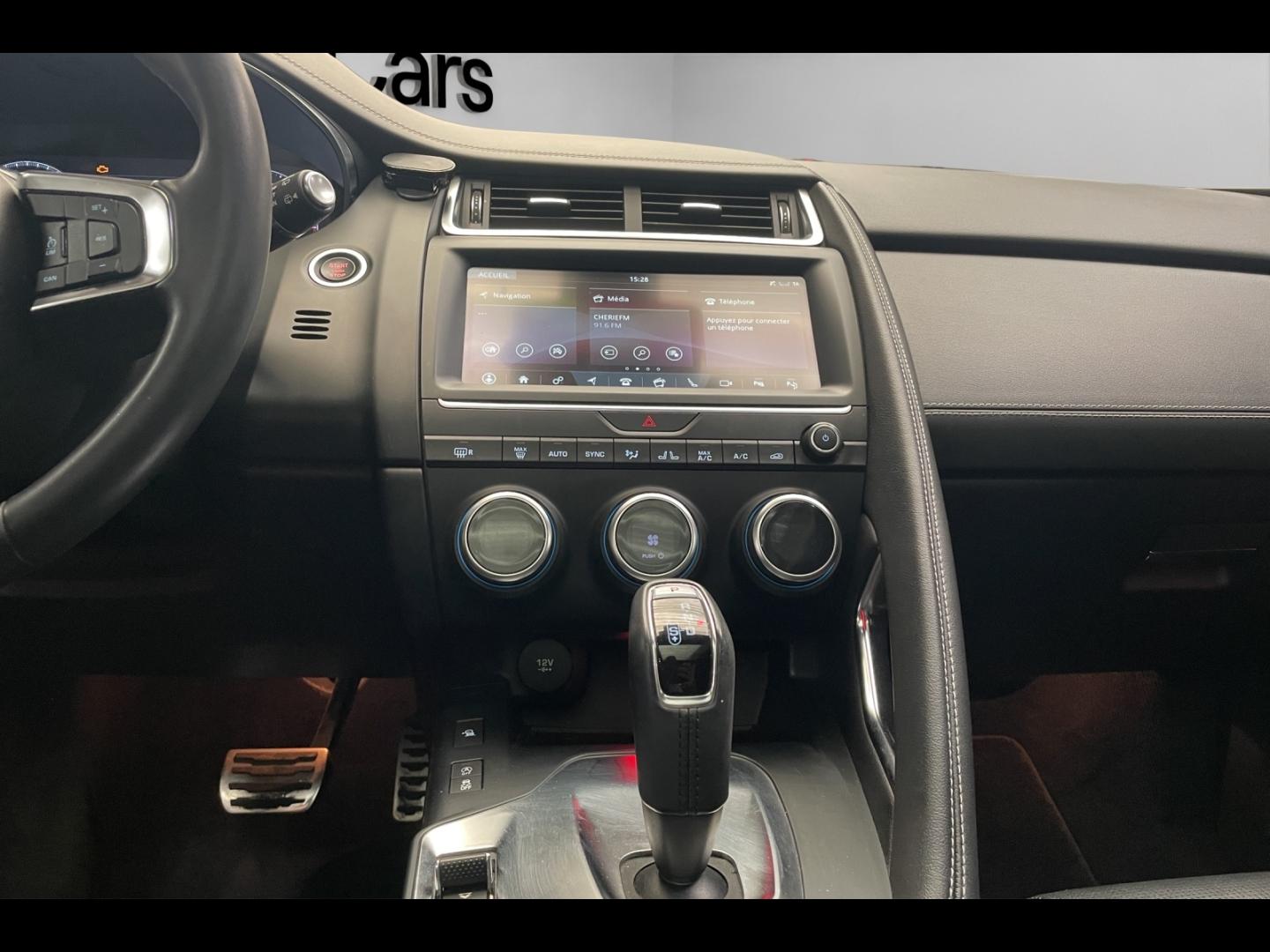 Image JAGUAR E-Pace 2.0D 150ch R-Dynamic SE AWD BVA9