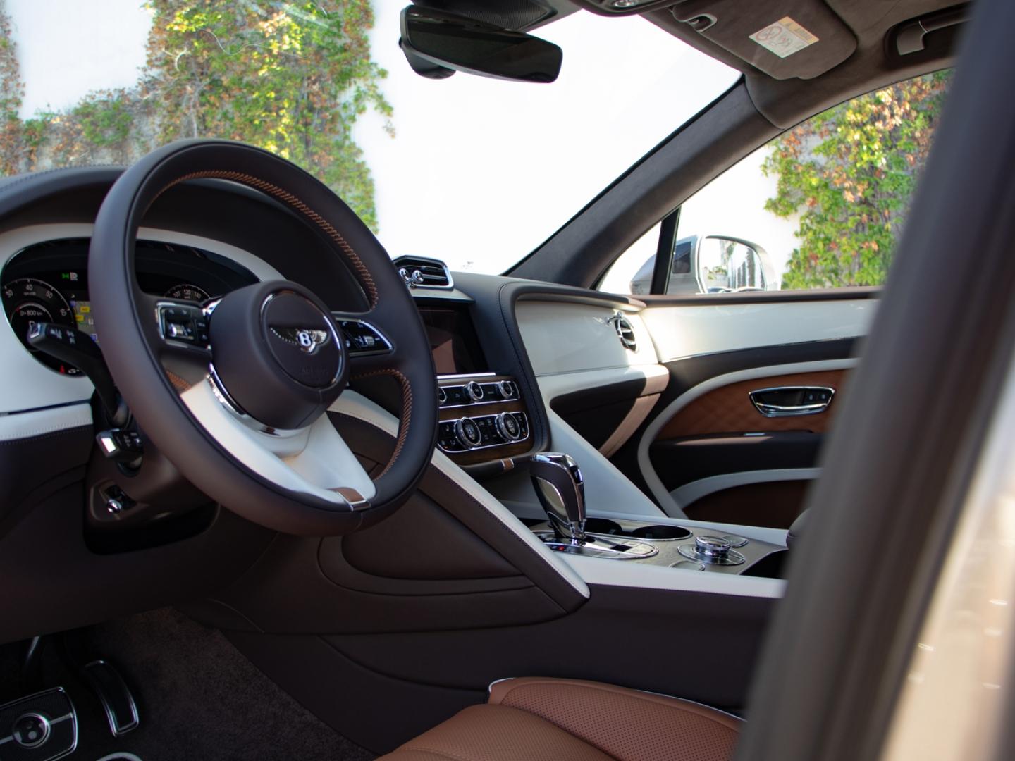 Image BENTLEY BENTAYGA Artenara V8 4.0 550ch