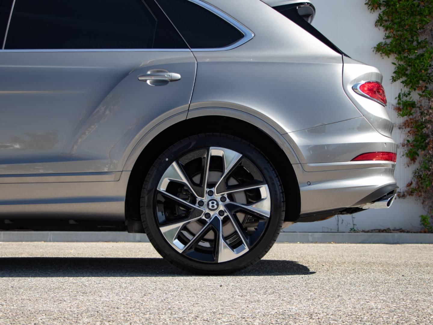 Image BENTLEY BENTAYGA Artenara V8 4.0 550ch
