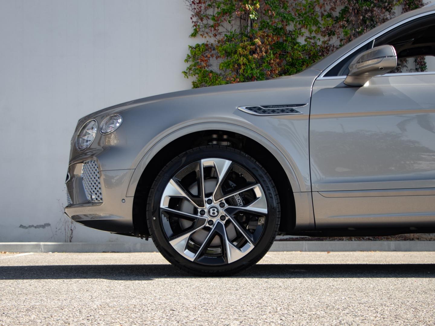 Image BENTLEY BENTAYGA Artenara V8 4.0 550ch