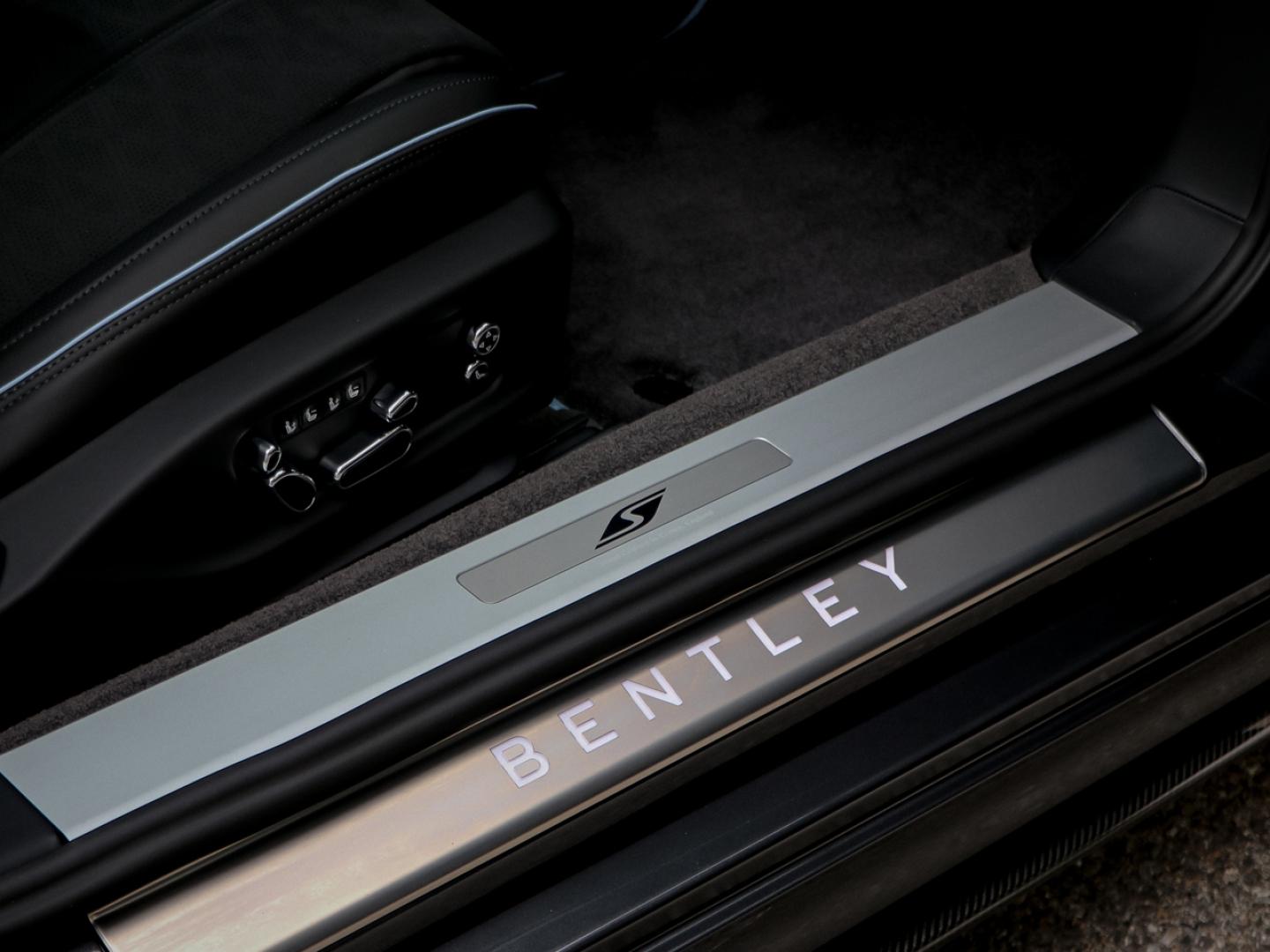 Image BENTLEY CONTINENTAL GT S V8 Hybrid 680ch