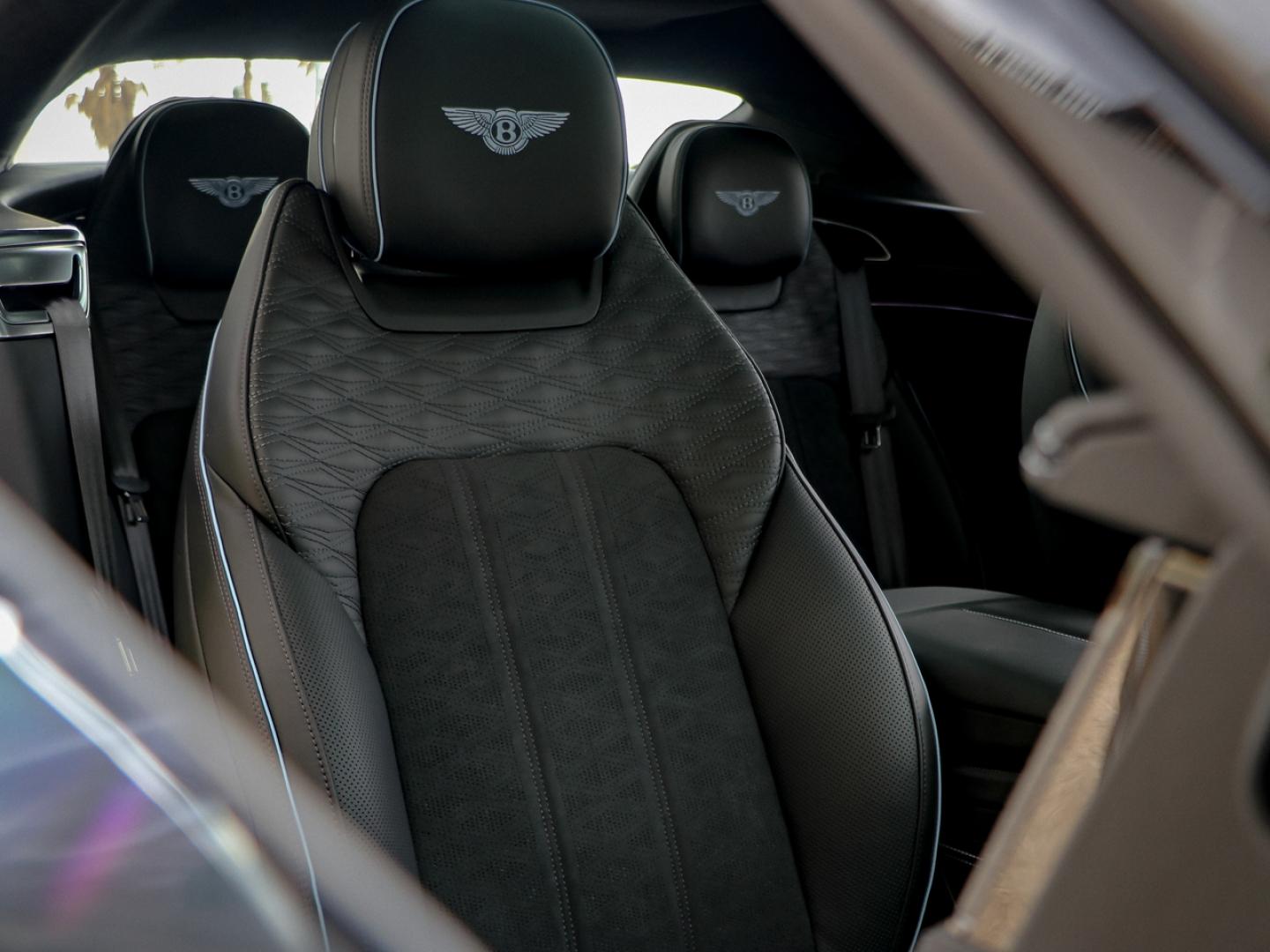 Image BENTLEY CONTINENTAL GT S V8 Hybrid 680ch