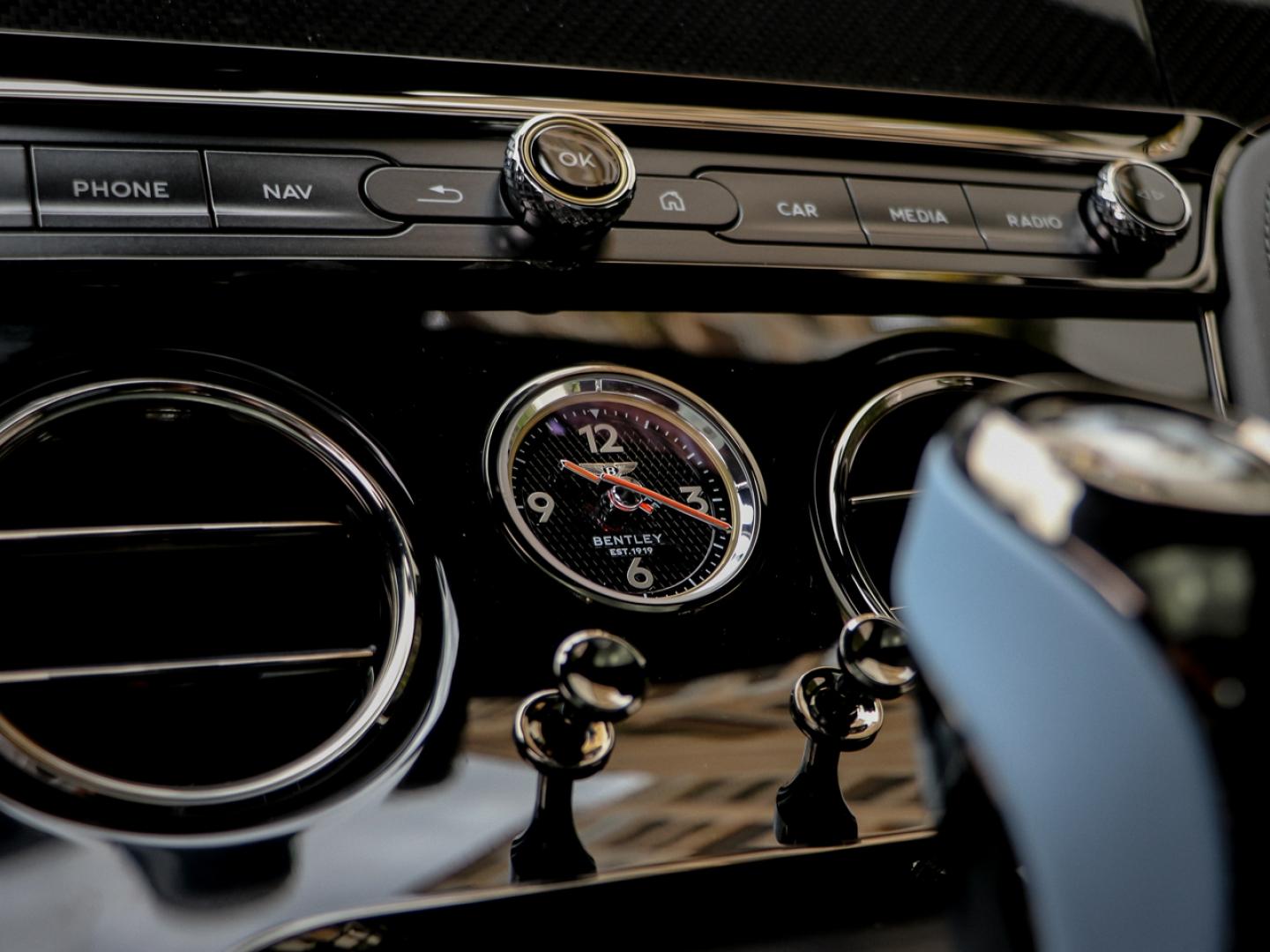 Image BENTLEY CONTINENTAL GT S V8 Hybrid 680ch
