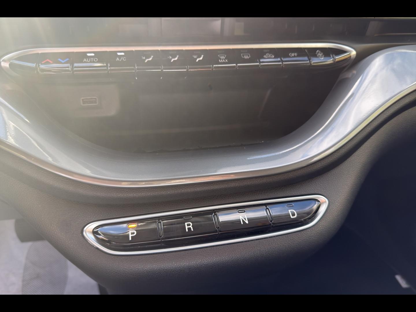 Image FIAT 500C e 118ch Pack Confort & Style MY23