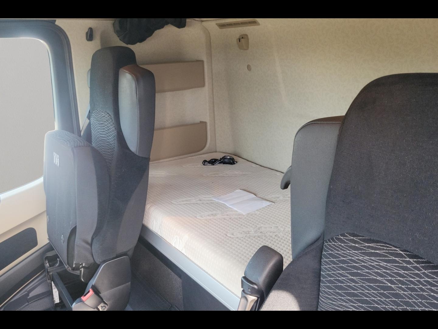Image MERCEDES-BENZ Actros II 1842 StreamSpace 2.3m E 6
