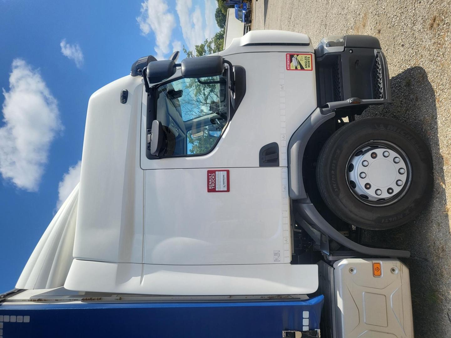 Image RENAULT TRUCKS D Wide D 19 WIDE 380 E6
