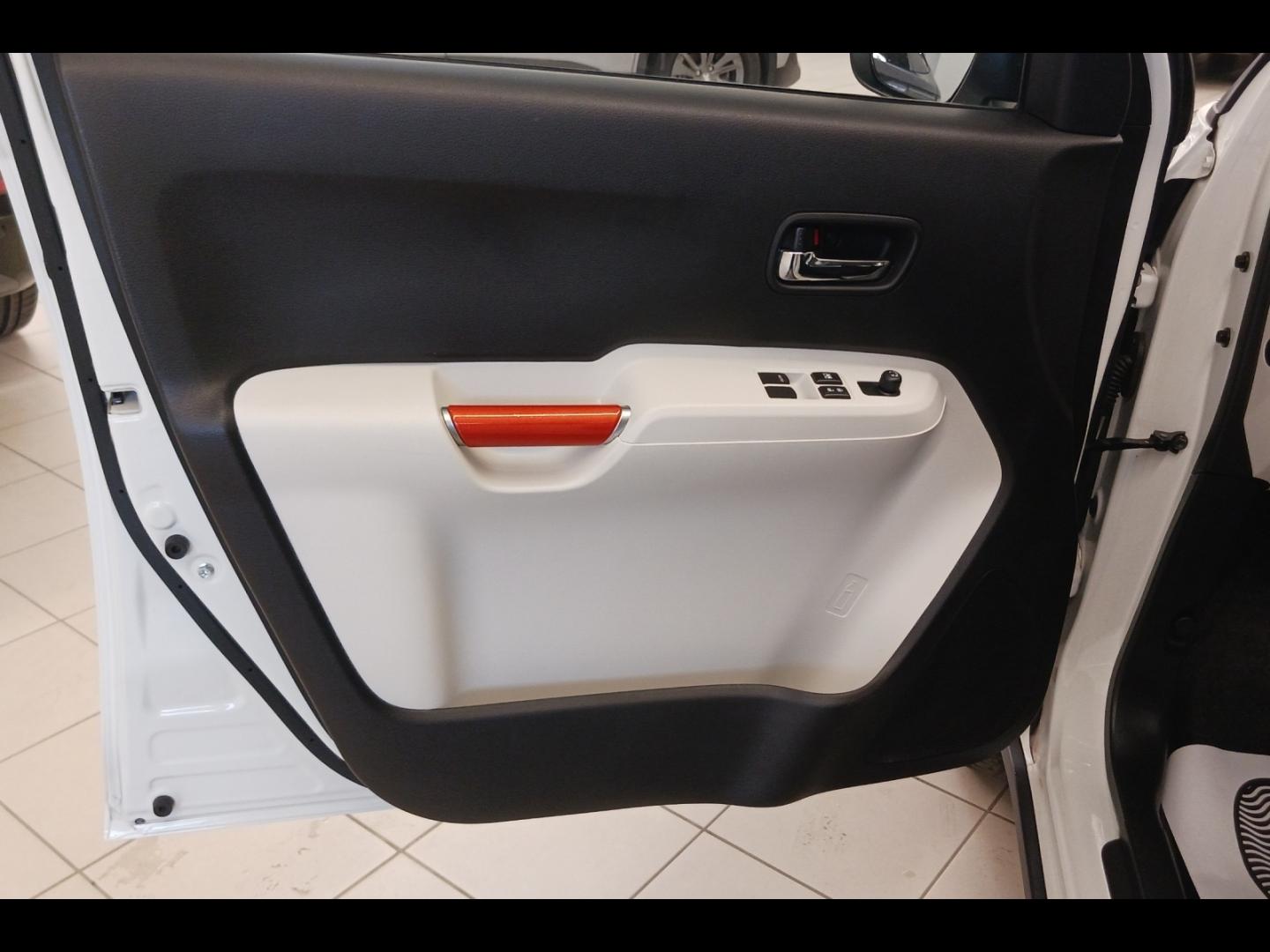 Image SUZUKI Ignis II Ph1 1.2 Djet Hyb 90 Priv E6d-T