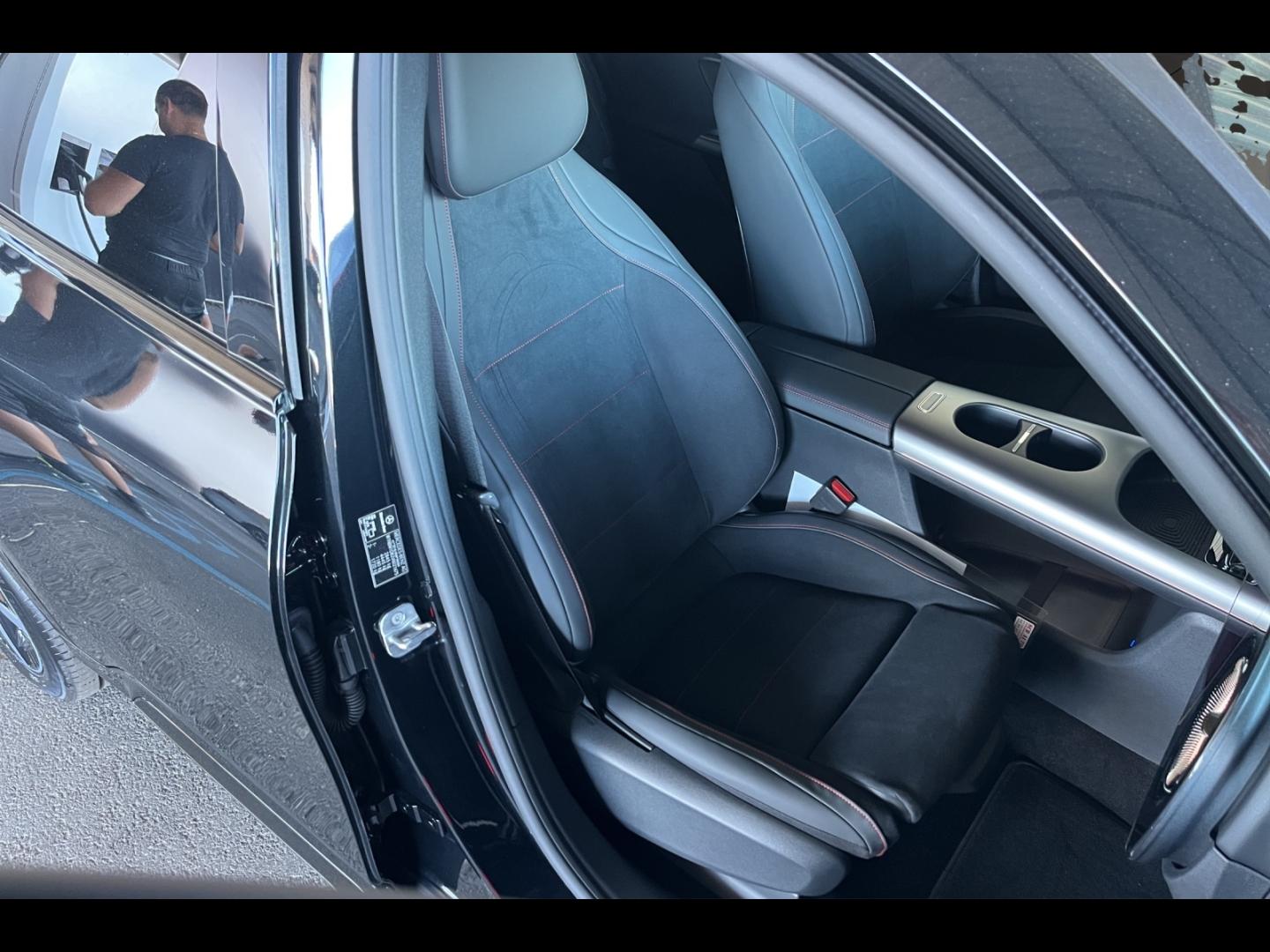 Image MERCEDES-BENZ GLB 250+ EQ 272ch Limited Edition