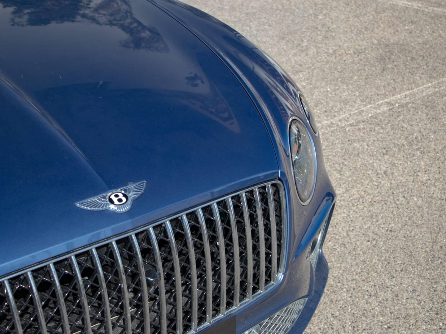 Image BENTLEY GTC Azure V8 4.0 550ch