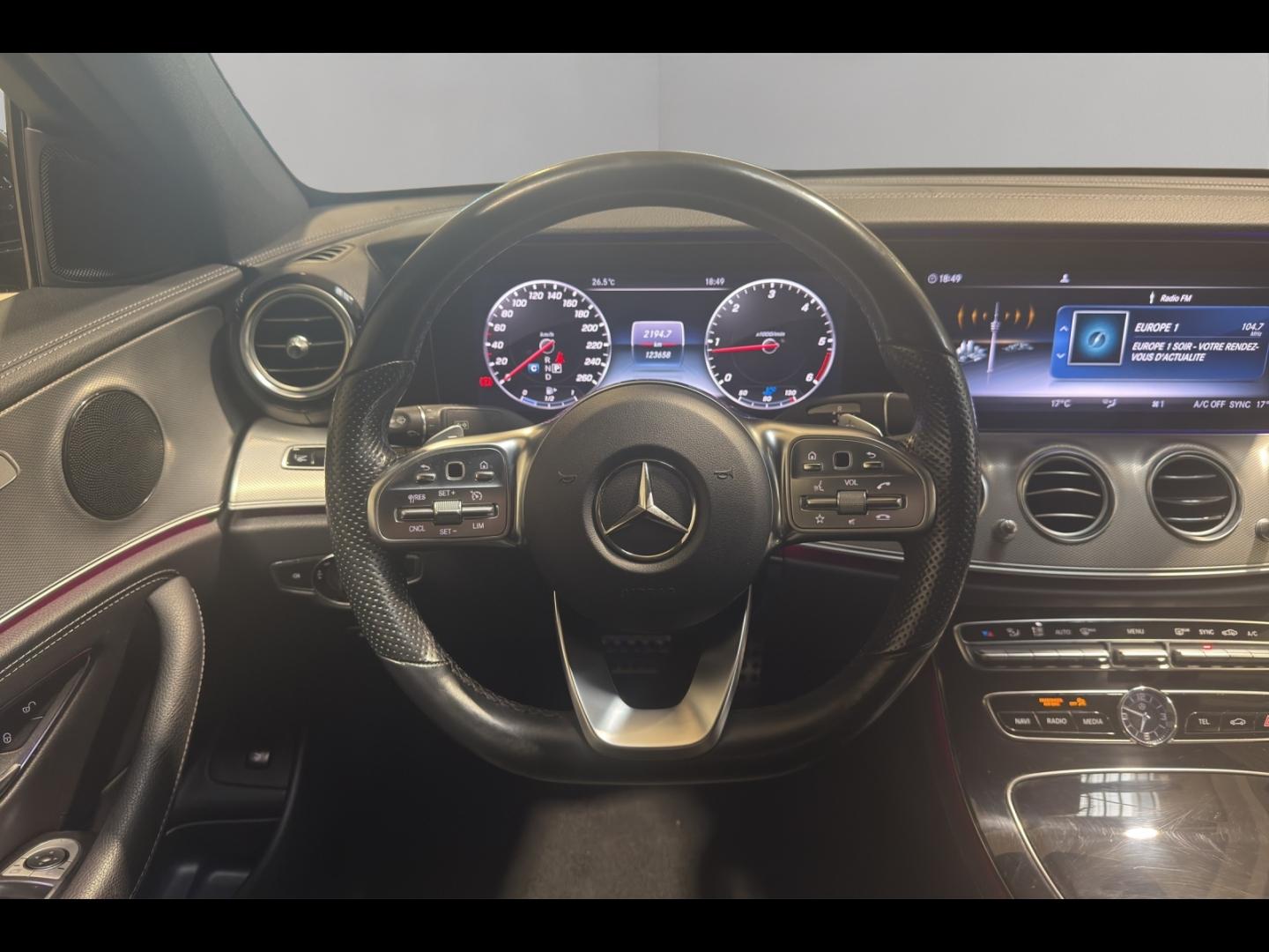 Image MERCEDES-BENZ Classe E 220 d 194ch Sportline 9G-Tronic