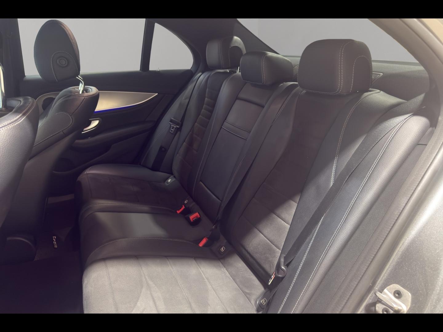 Image MERCEDES-BENZ Classe E 220 d 194ch Sportline 9G-Tronic