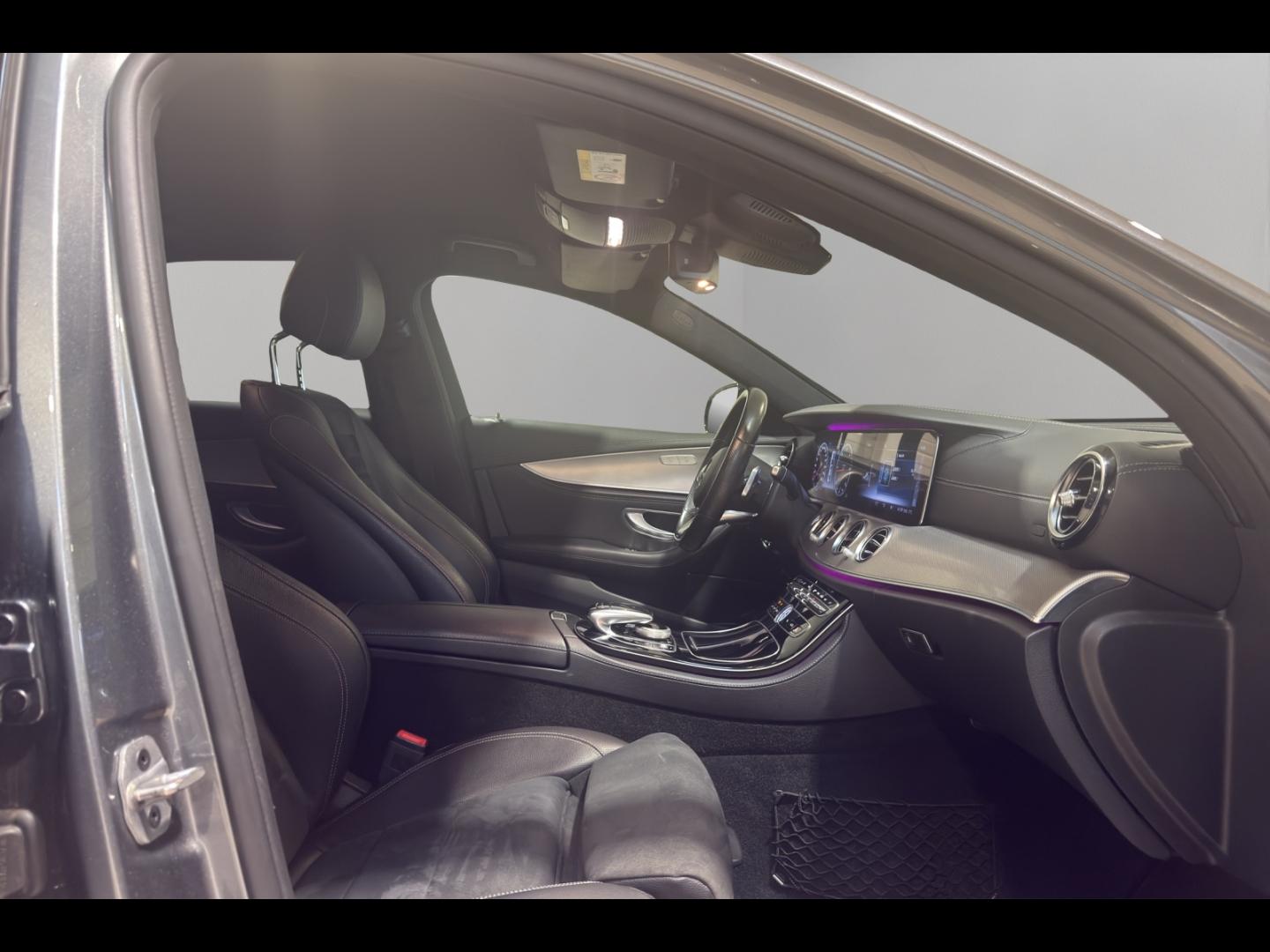 Image MERCEDES-BENZ Classe E 220 d 194ch Sportline 9G-Tronic