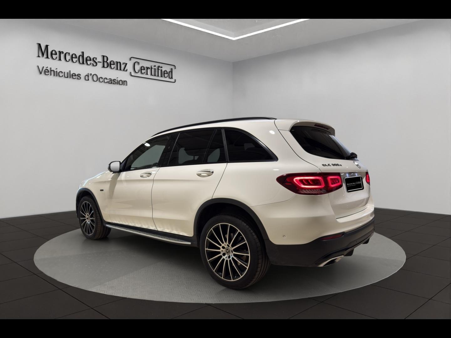 Image MERCEDES-BENZ GLC 300 e 211+122ch AMG Line 4Matic 9G-Tronic Euro6d-T-EVAP-ISC