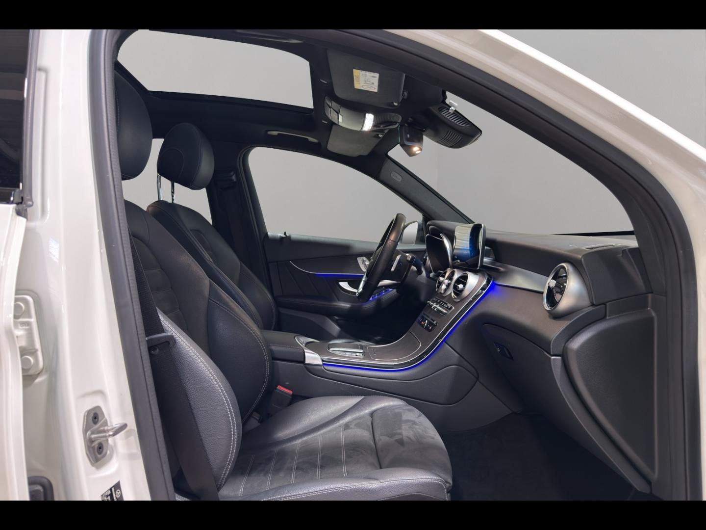 Image MERCEDES-BENZ GLC 300 e 211+122ch AMG Line 4Matic 9G-Tronic Euro6d-T-EVAP-ISC