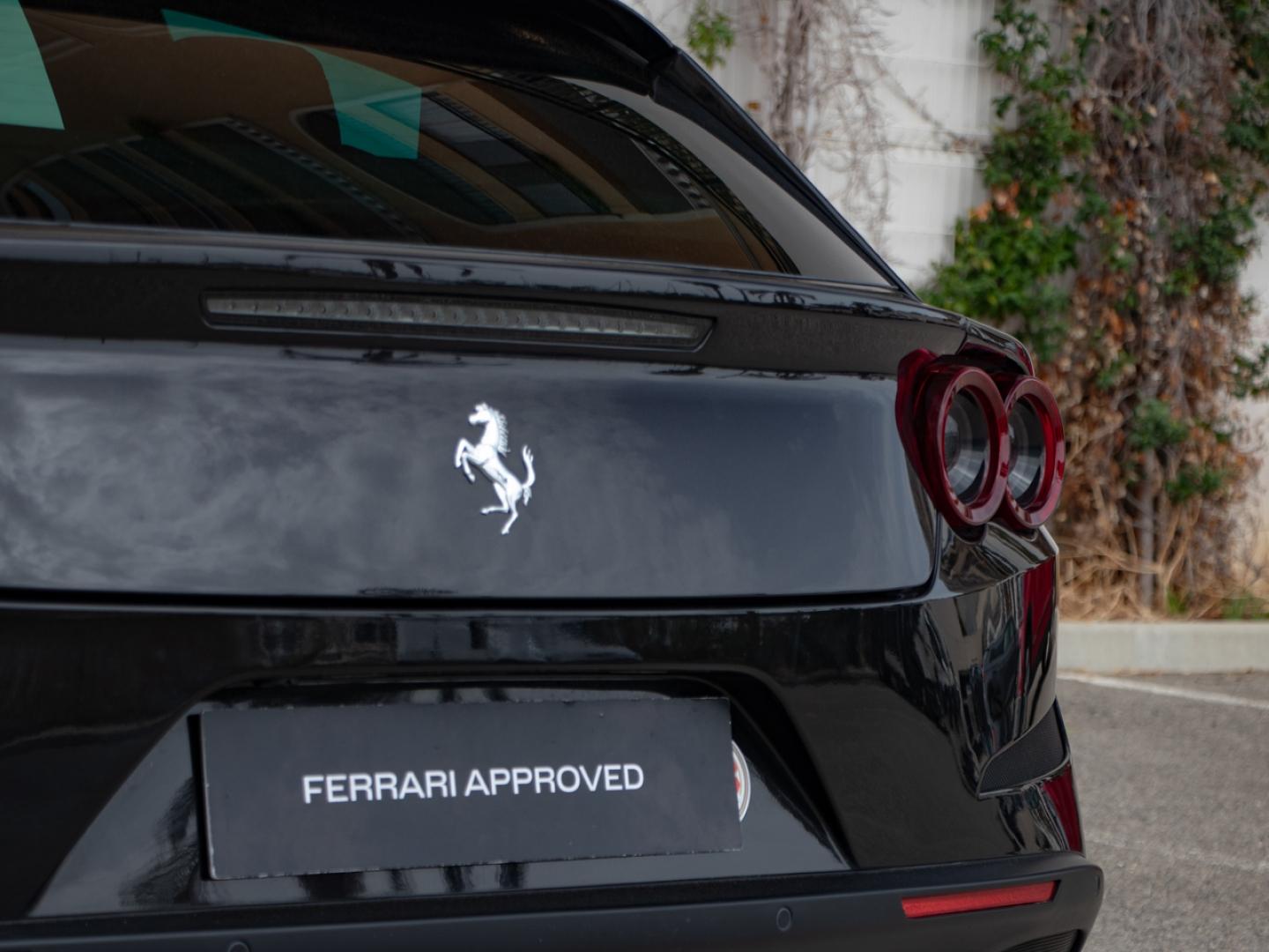 Image FERRARI GTC4 LUSSO V12 Atmosphérique 6.3