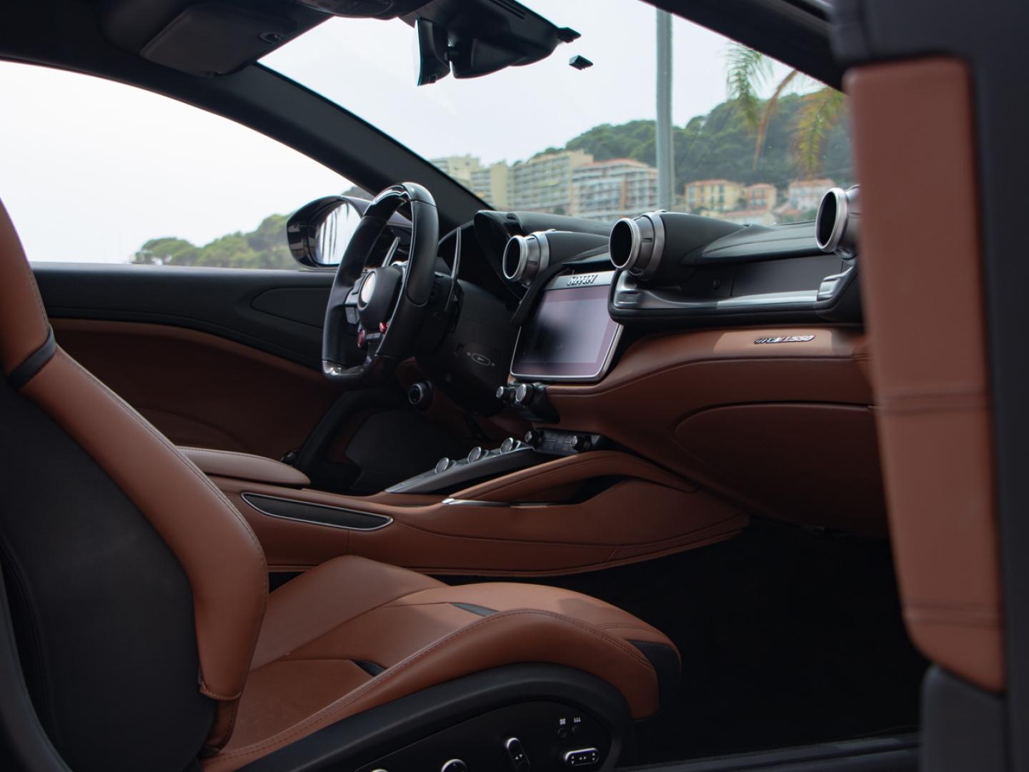 Image FERRARI GTC4 LUSSO V12 Atmosphérique 6.3