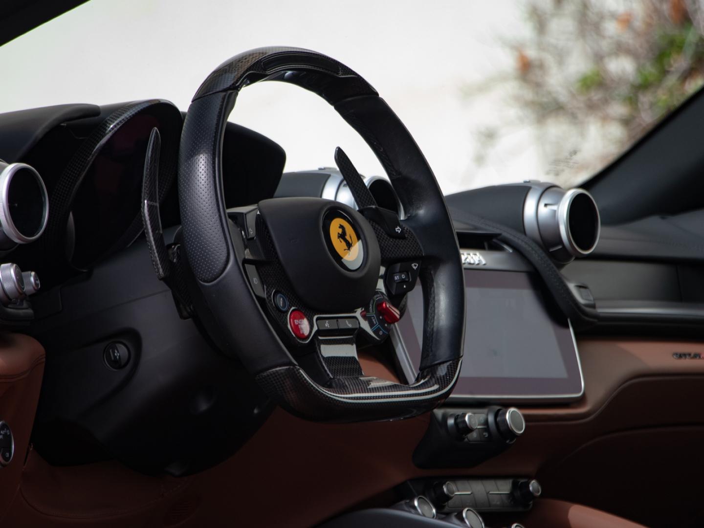 Image FERRARI GTC4 LUSSO V12 Atmosphérique 6.3