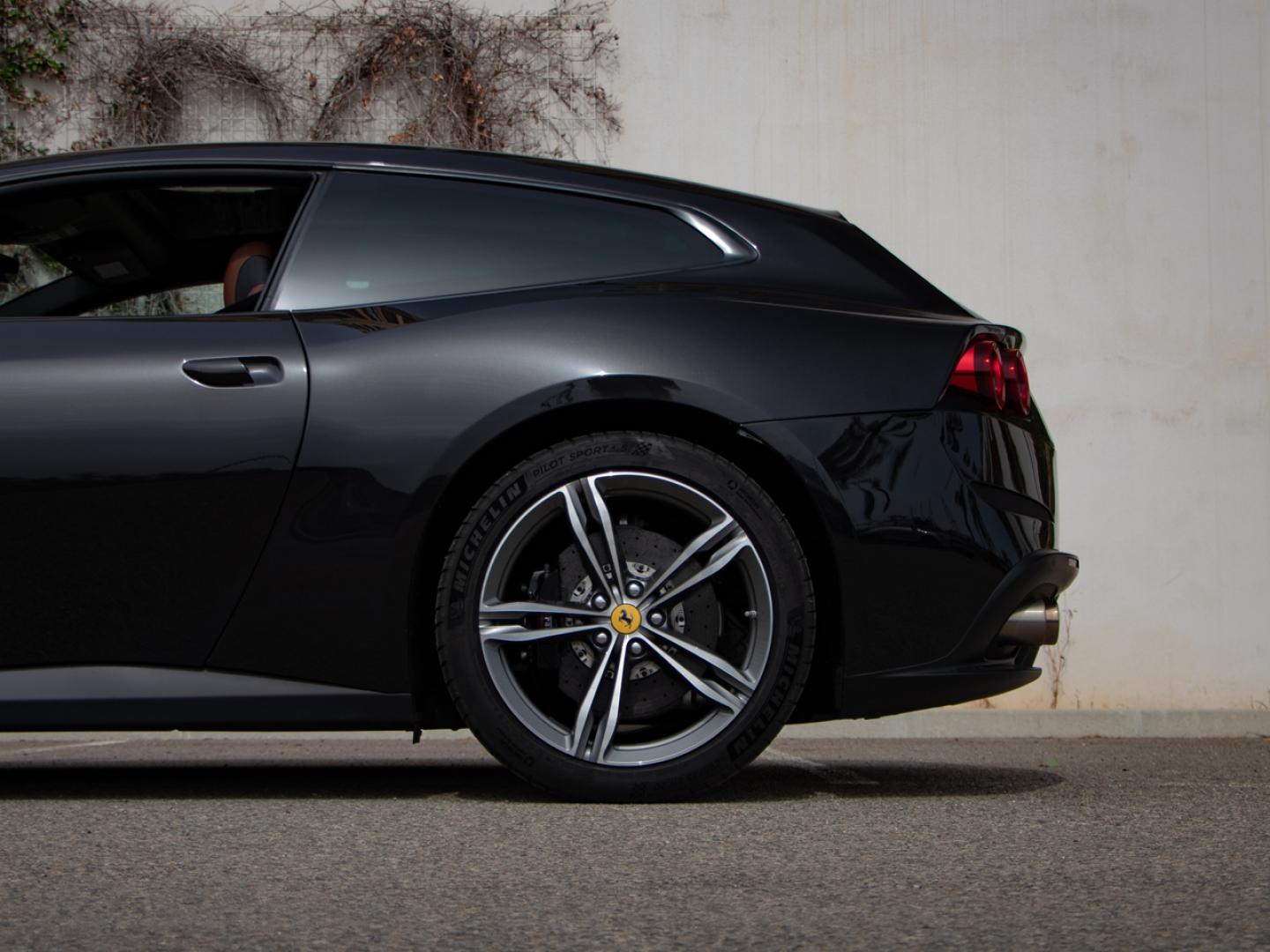 Image FERRARI GTC4 LUSSO V12 Atmosphérique 6.3